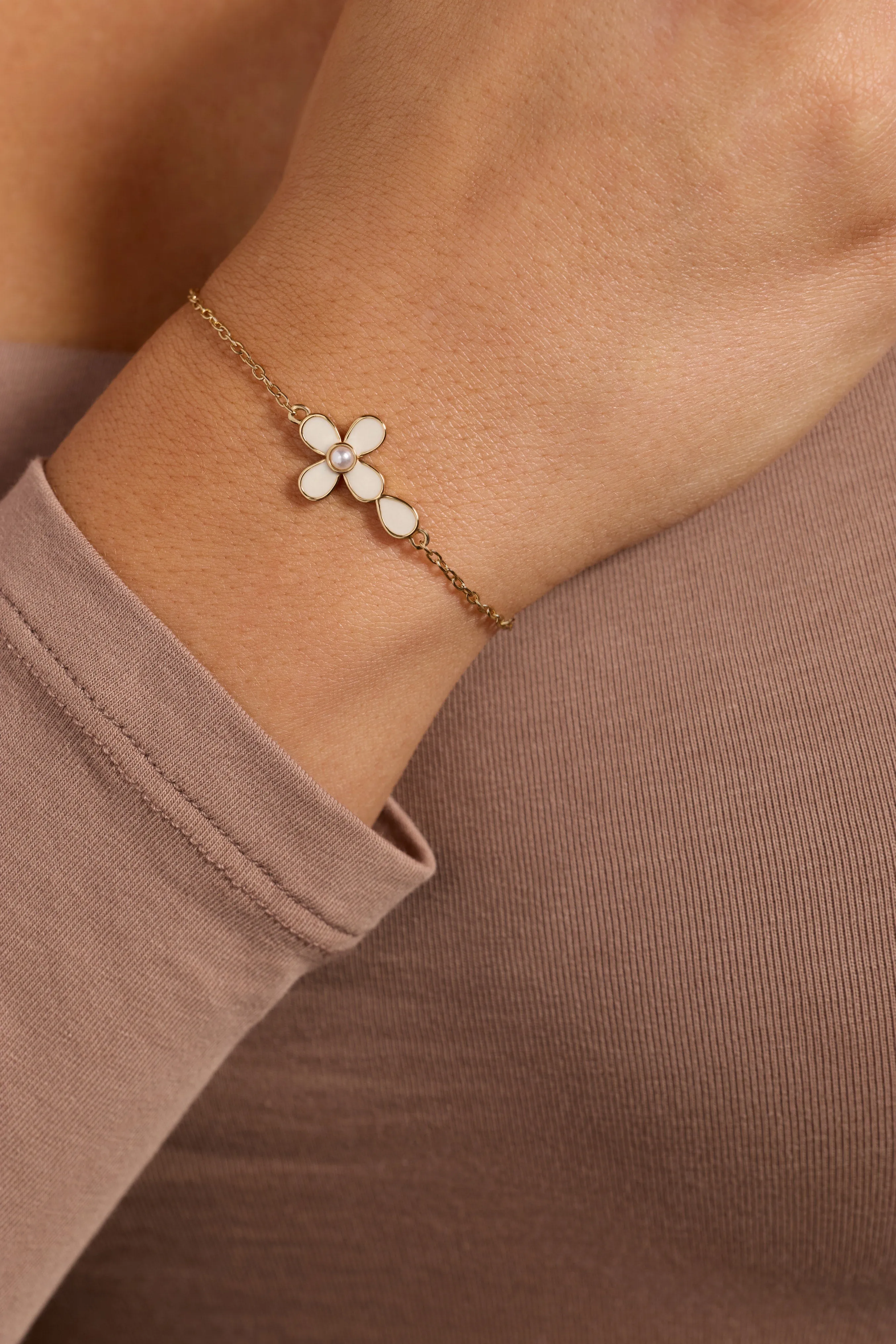 Coquette Christian Cross Pull Chain sold by Alex and Ani product image thumbnail 2