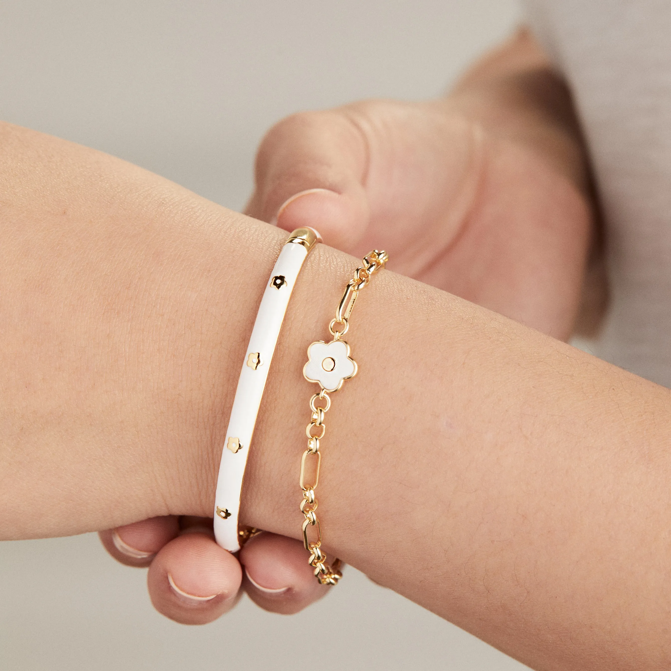 Daisy Hinge Bangle Bracelet sold by Alex and Ani product image thumbnail 4