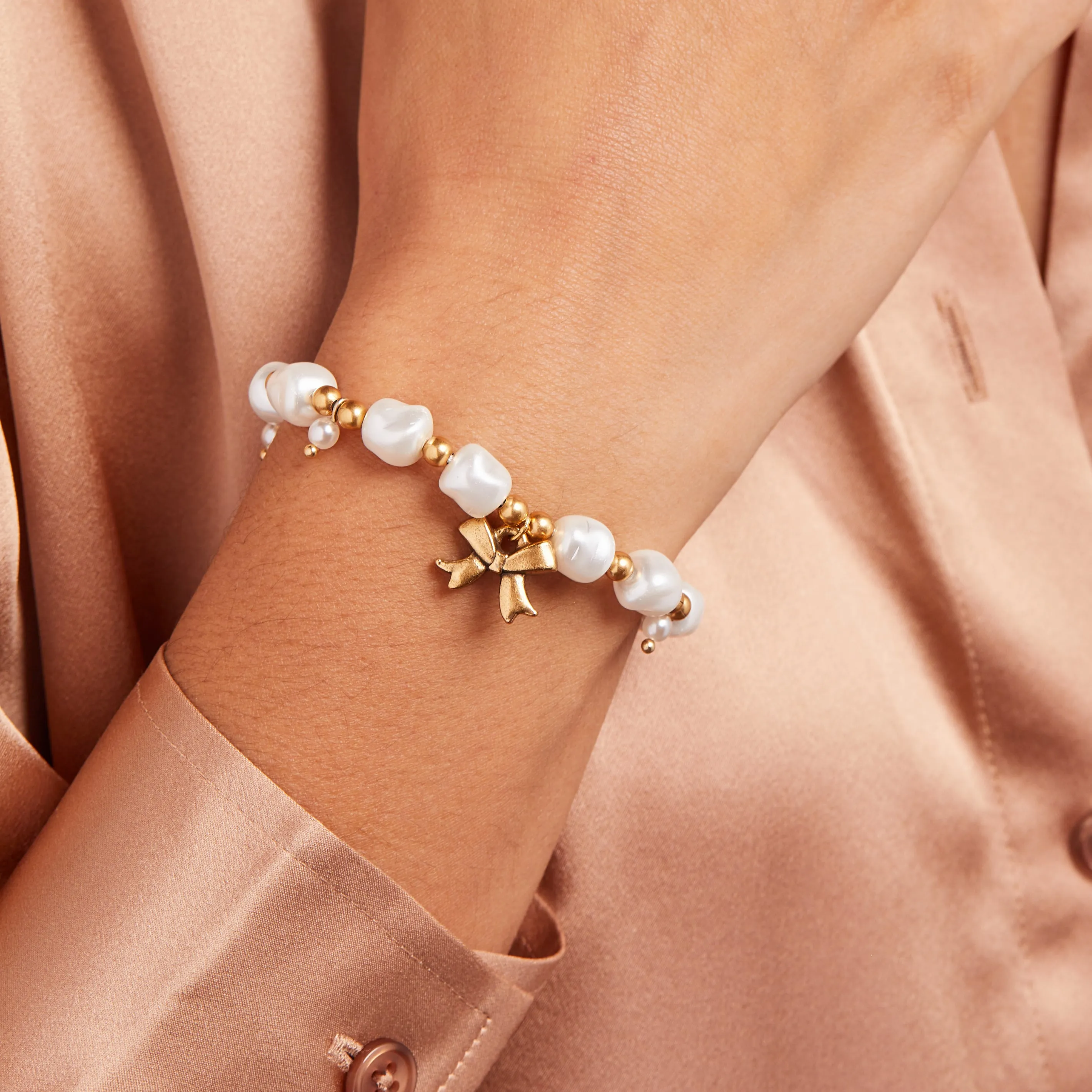 Bow Pearl Stretch Bracelet sold by Alex and Ani product image thumbnail 2