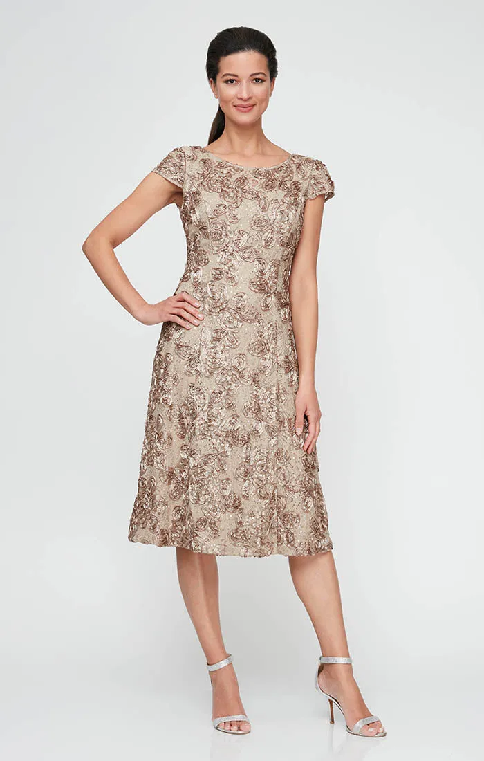 Plus Audrey Rosette Lace Short Dress sold by Alex Evenings product image thumbnail 5