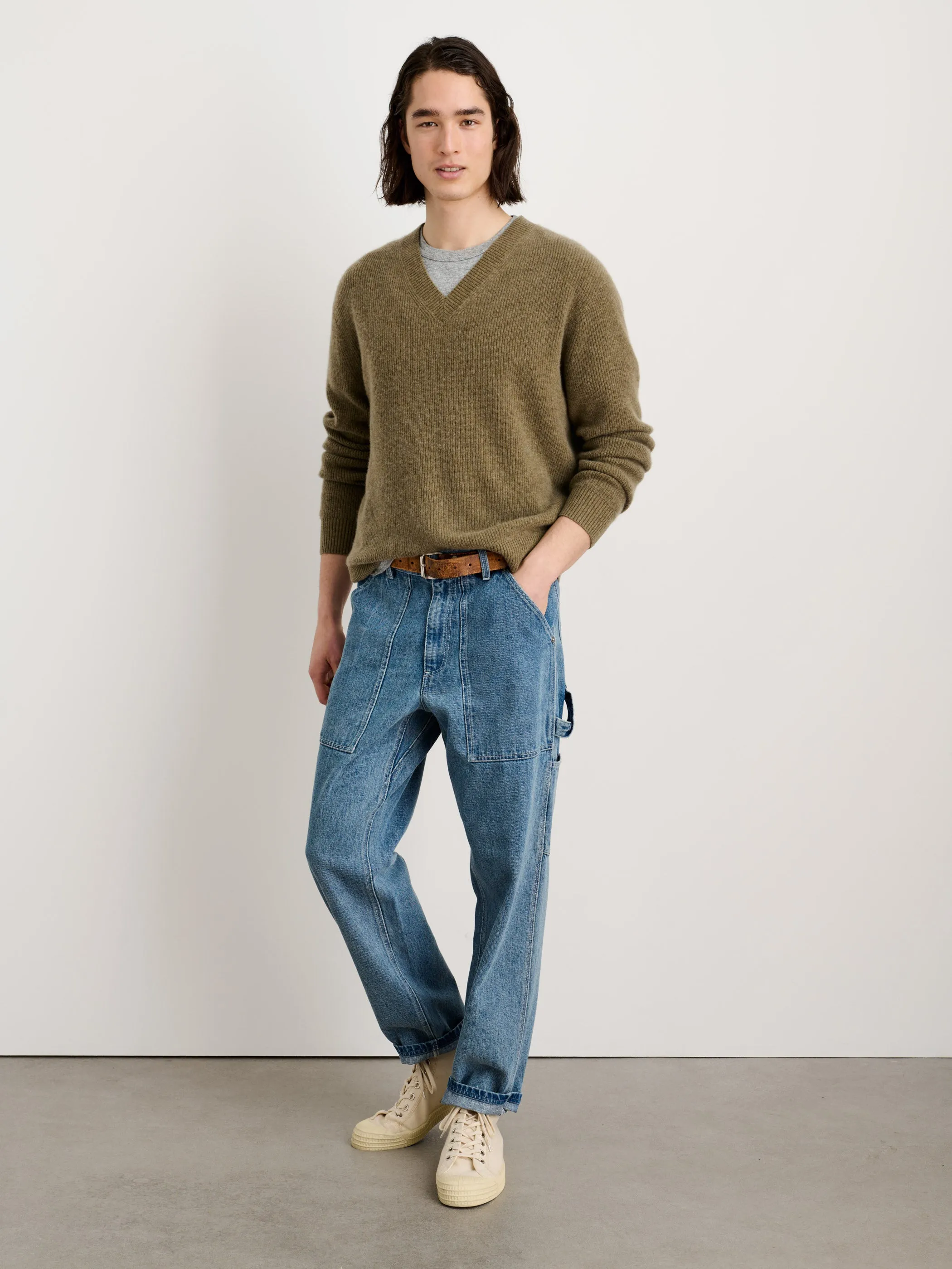 V-Neck Sweater in Lightweight Cashmere sold by Alex Mill product image thumbnail 4