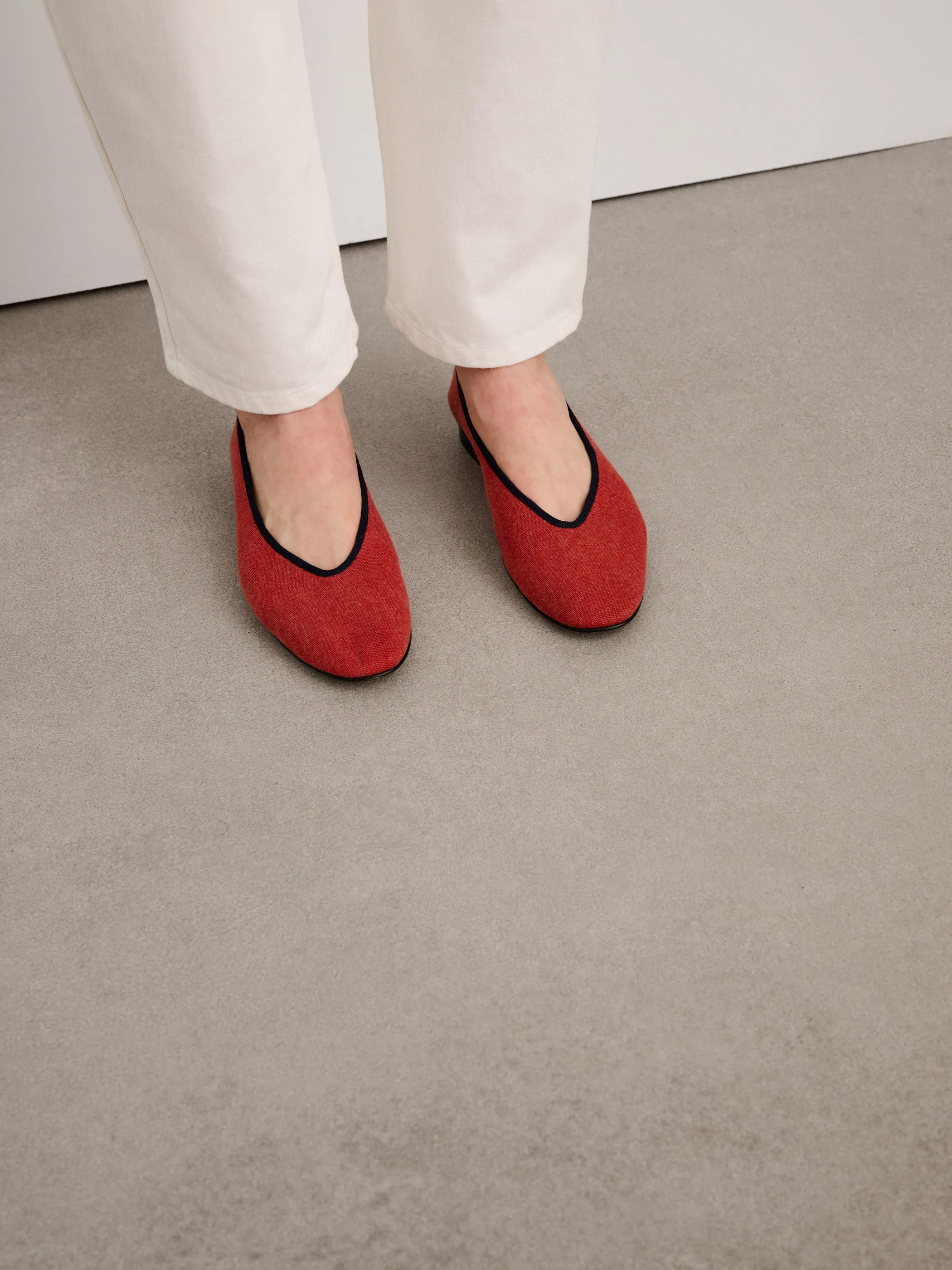 Juliet Italian Flat in Washed Canvas sold by Alex Mill product image thumbnail 5