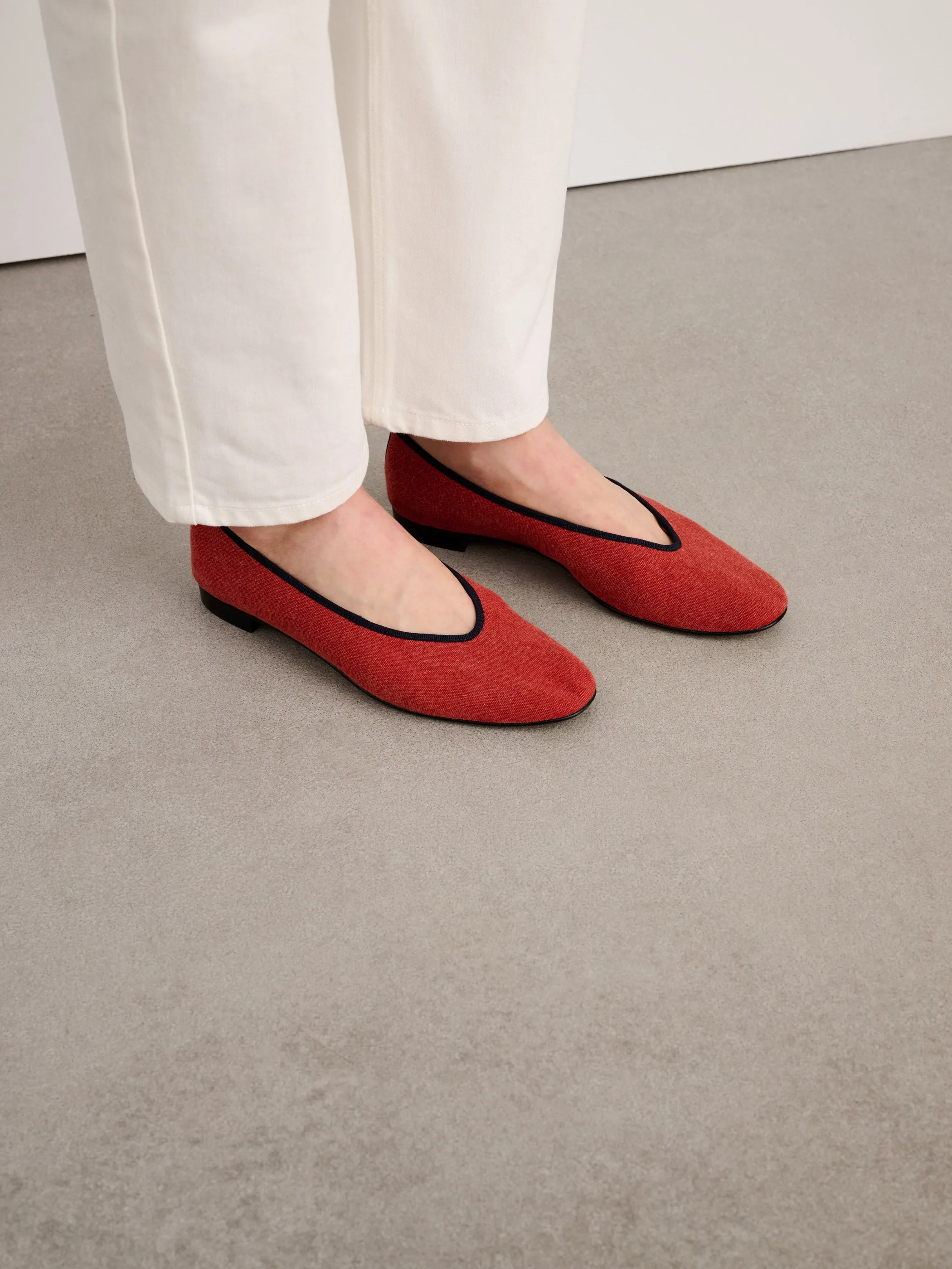 Juliet Italian Flat in Washed Canvas sold by Alex Mill product image thumbnail 2