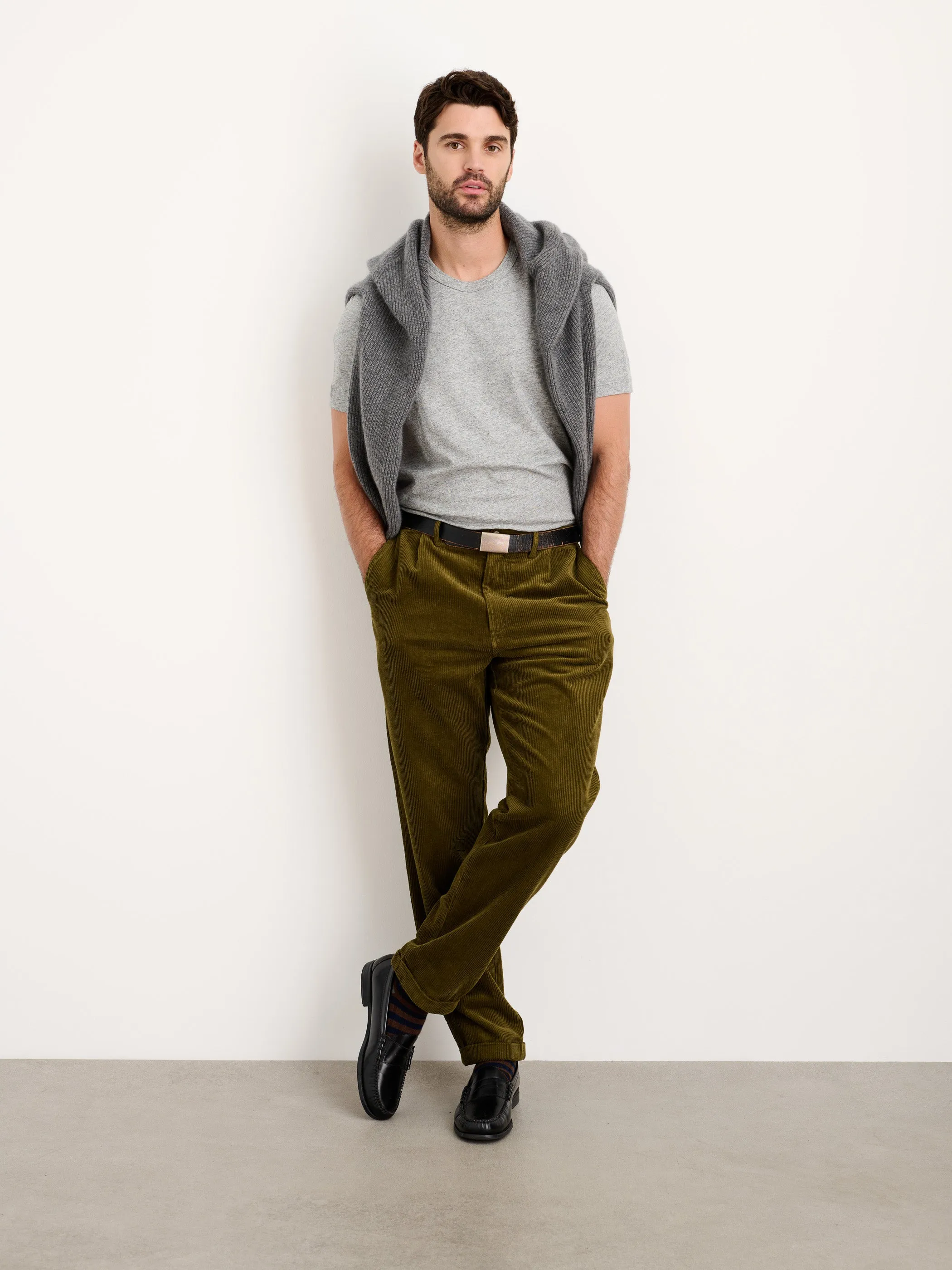 Standard Pleated Pant in Corduroy (Long Inseam) sold by Alex Mill product image thumbnail 2