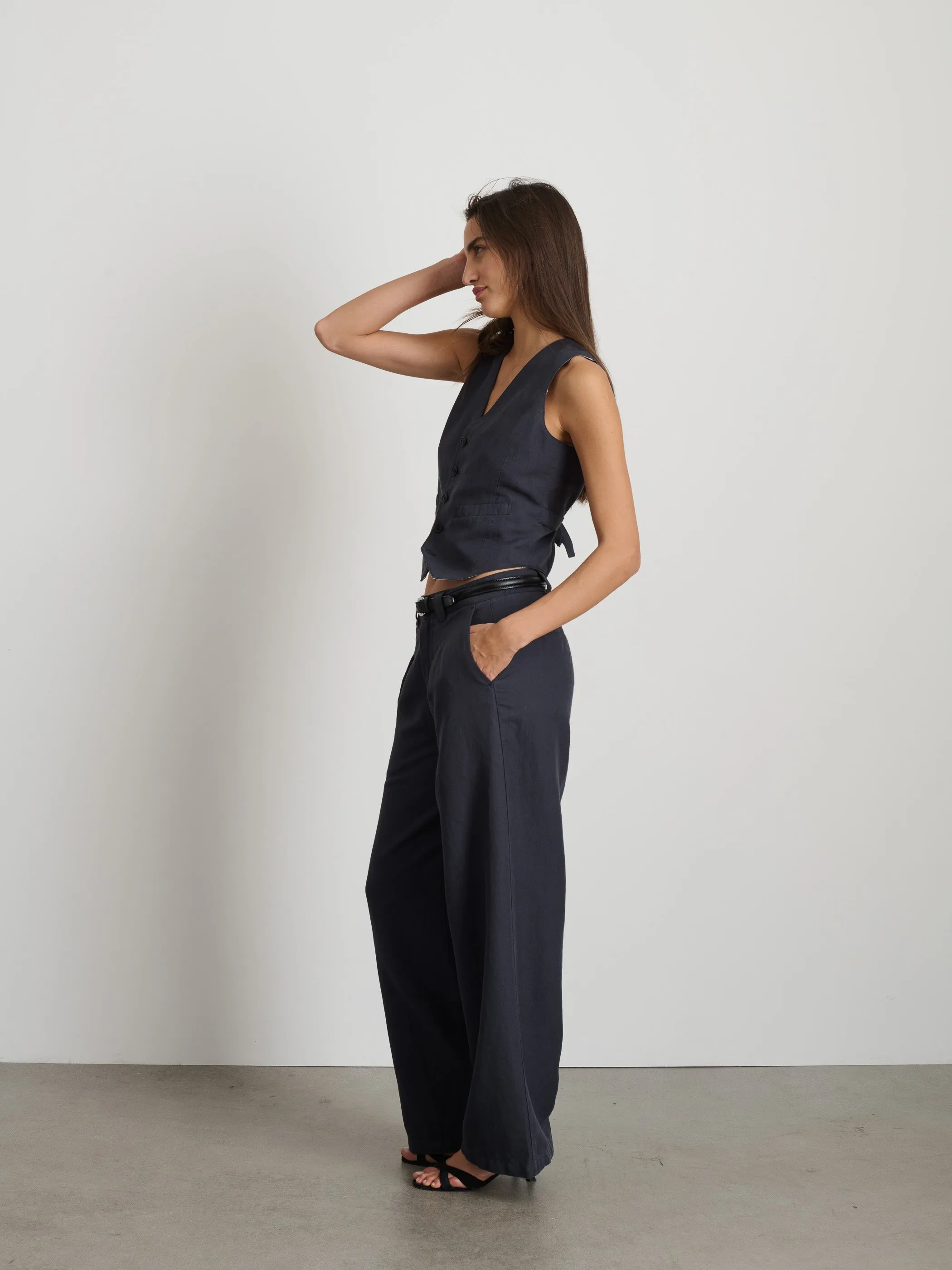 Madeline Pleat Trouser in Twill sold by Alex Mill product image thumbnail 5