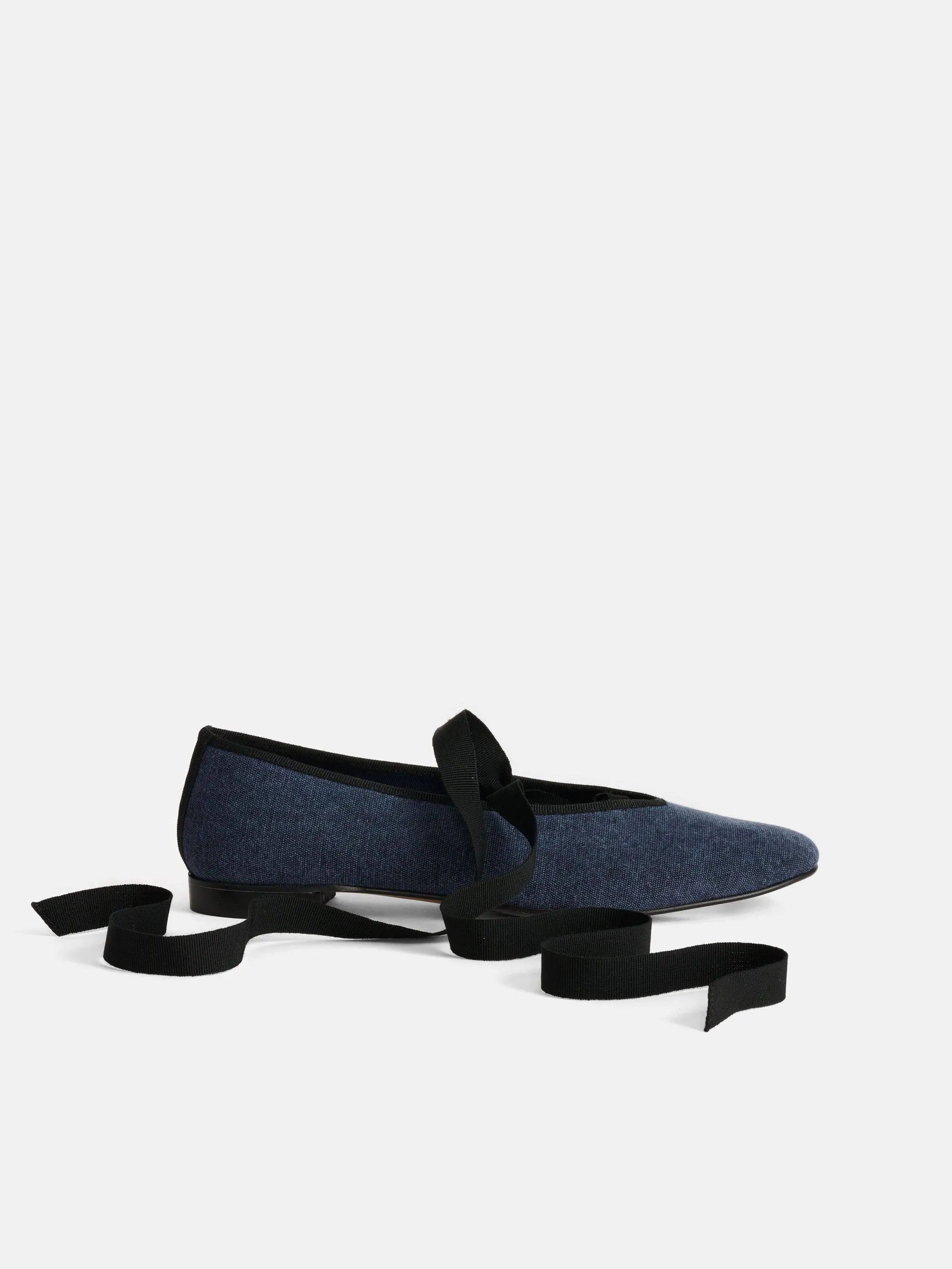 Juliet Italian Flat in Washed Canvas sold by Alex Mill product image thumbnail 3