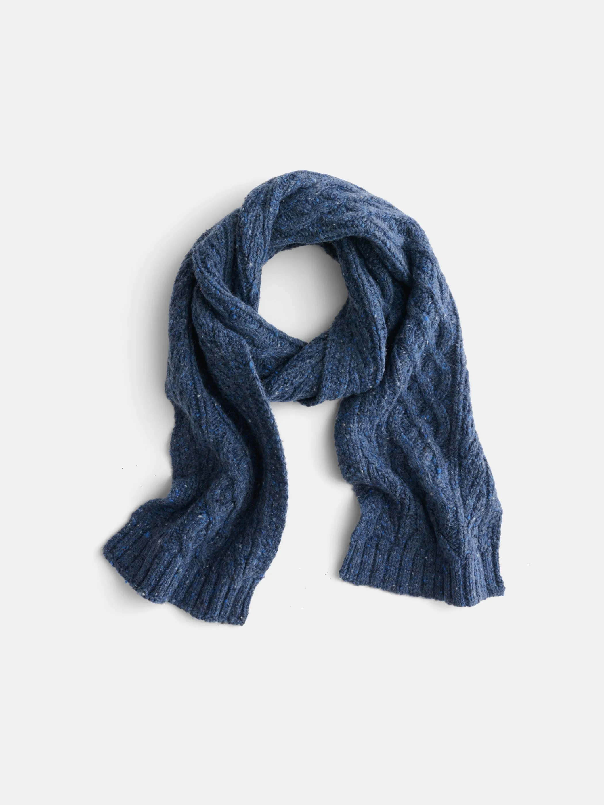 Fisherman Cable Scarf in Donegal Wool sold by Alex Mill product image thumbnail 4