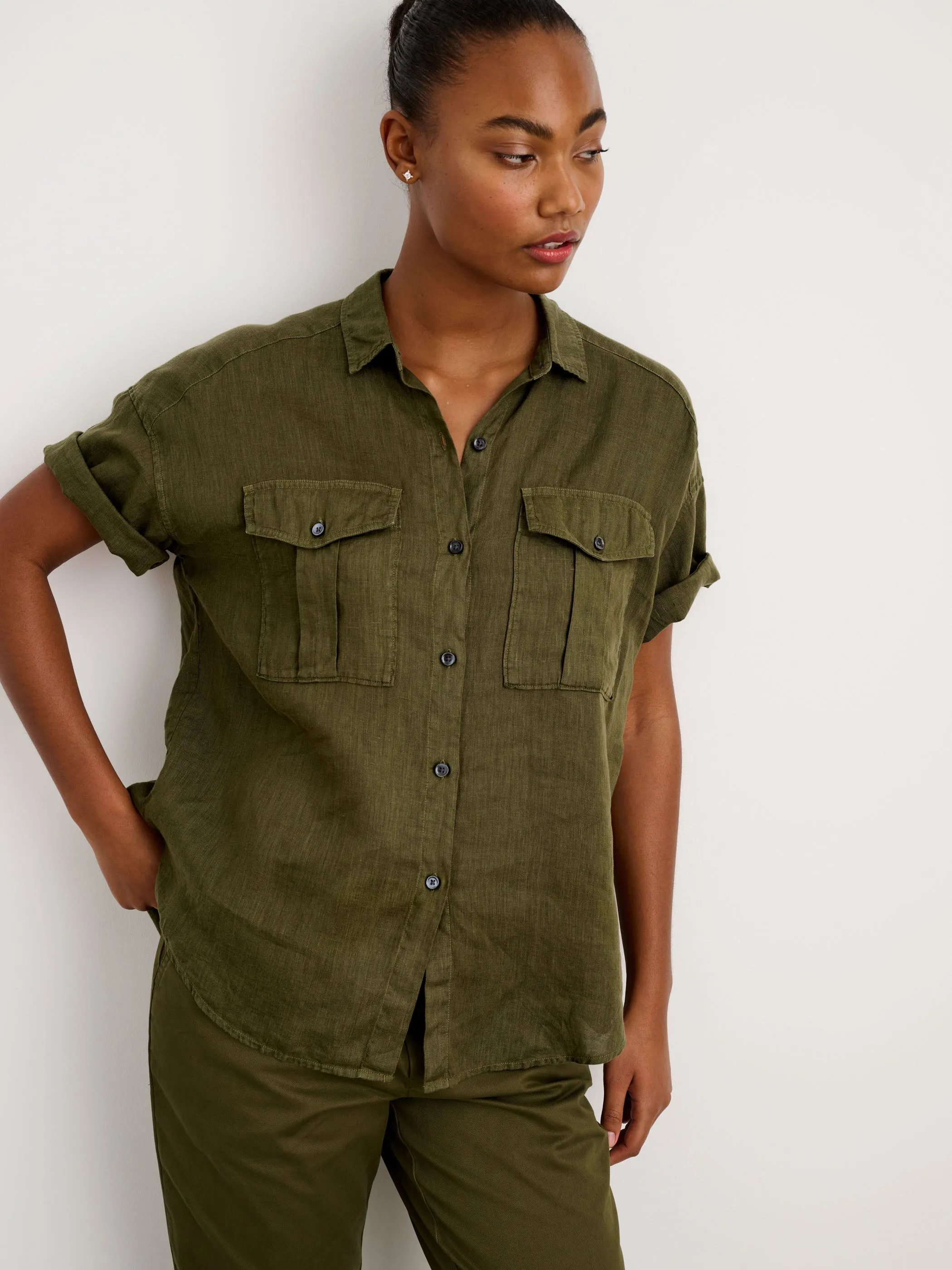 Utility Shirt in Linen sold by Alex Mill product image thumbnail 3