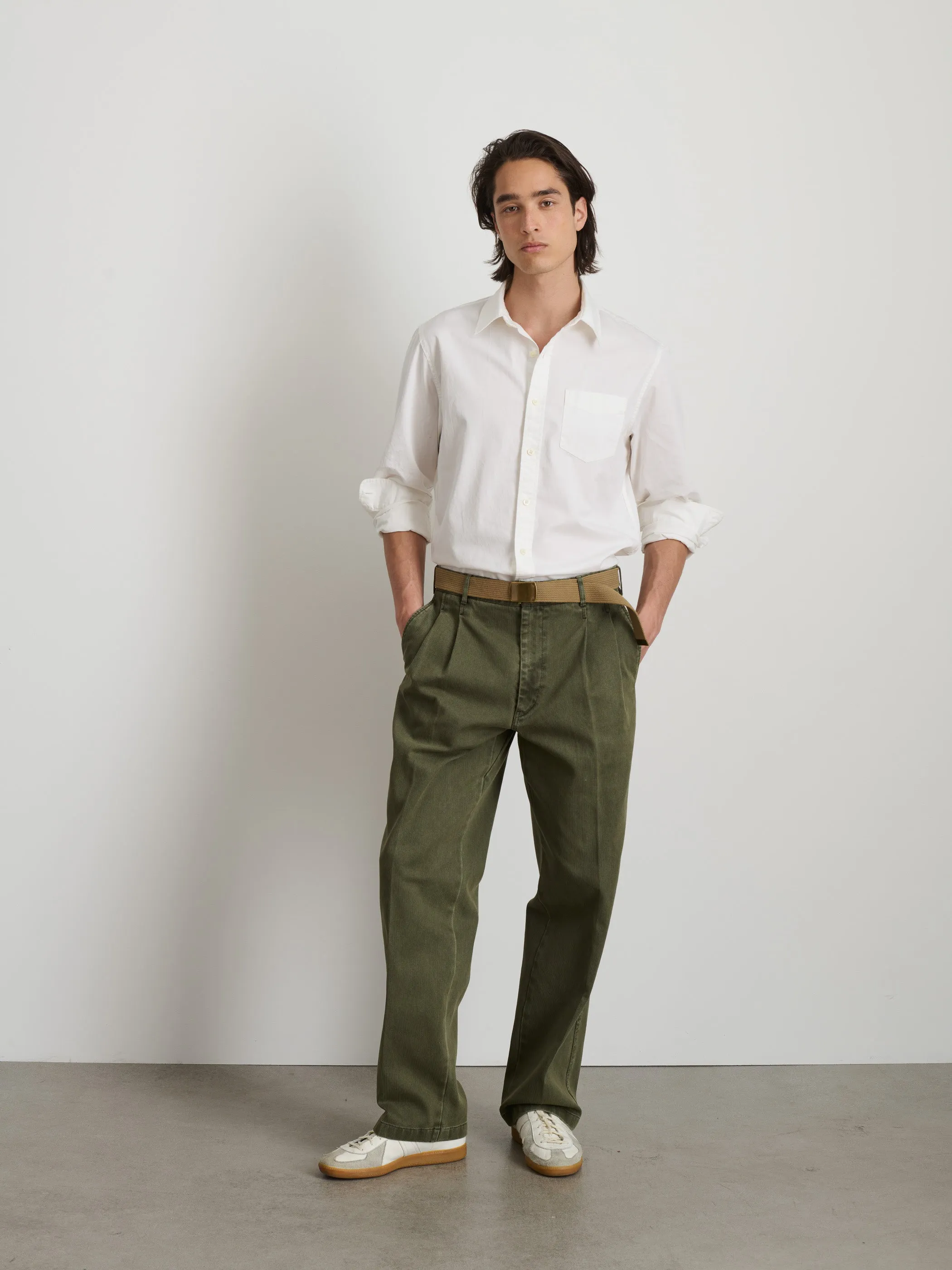 Double Pleated Pant In Bedford Cotton sold by Alex Mill product image thumbnail 4