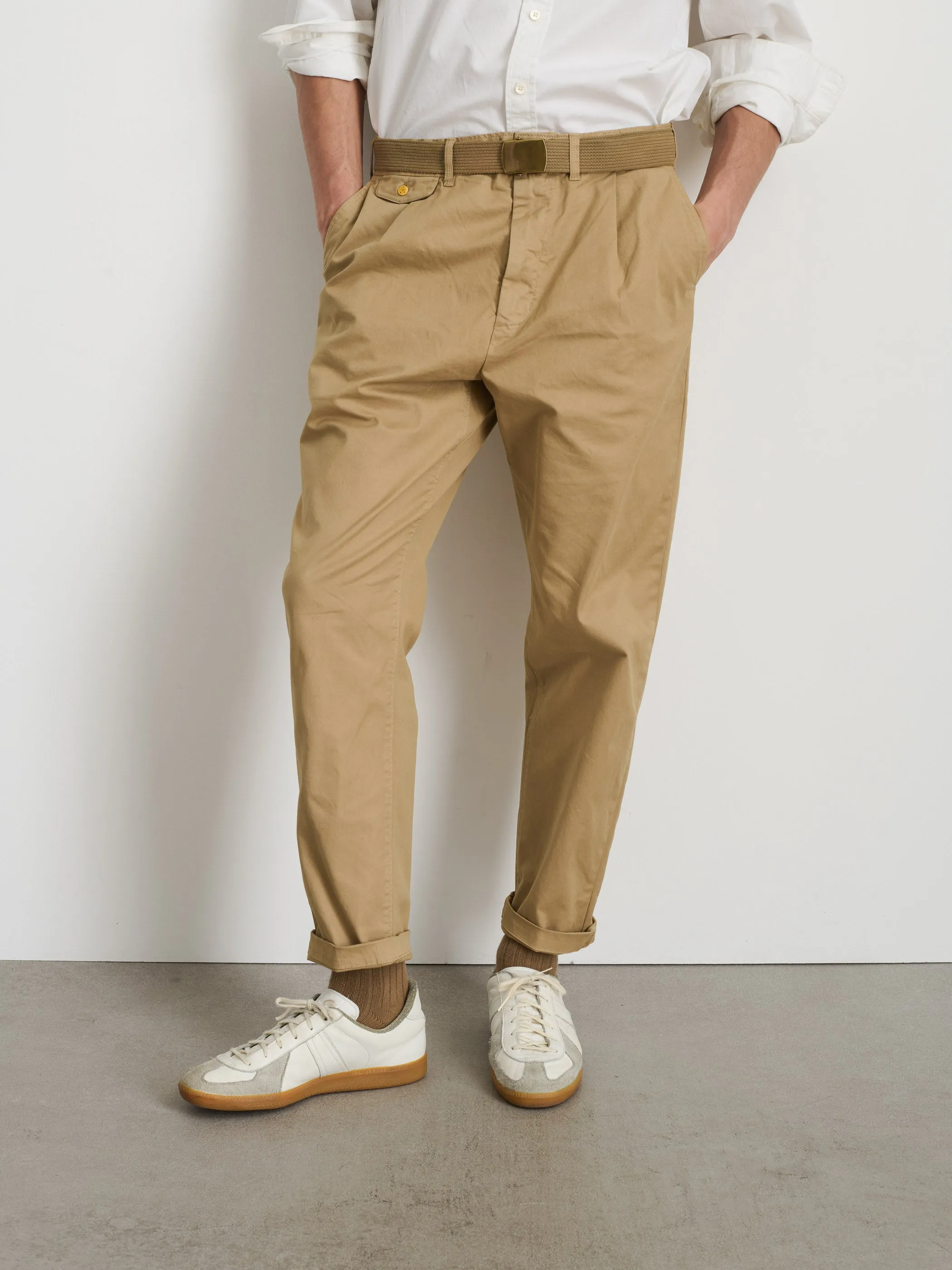 The Standard Pleated Pant in Chino sold by Alex Mill product image thumbnail 4