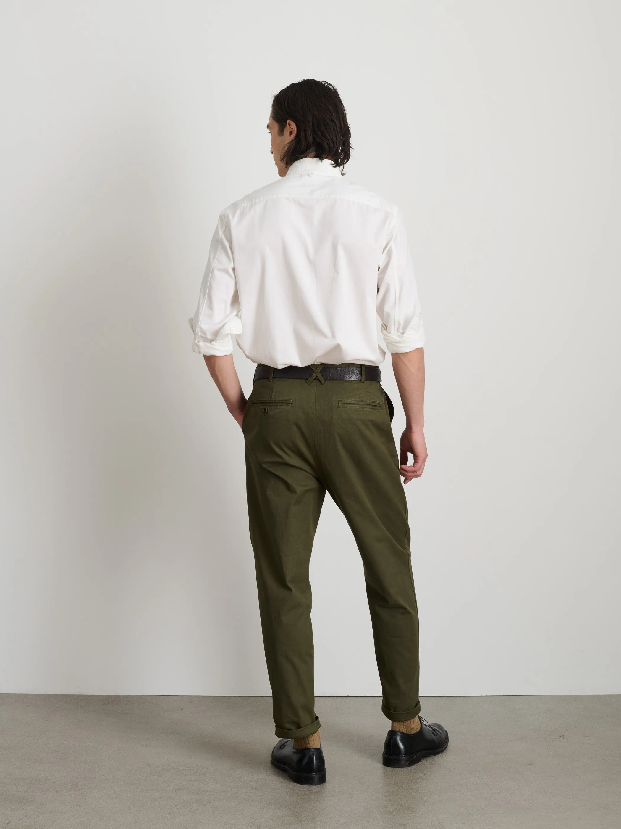 The Standard Pleated Pant in Chino sold by Alex Mill product image thumbnail 5