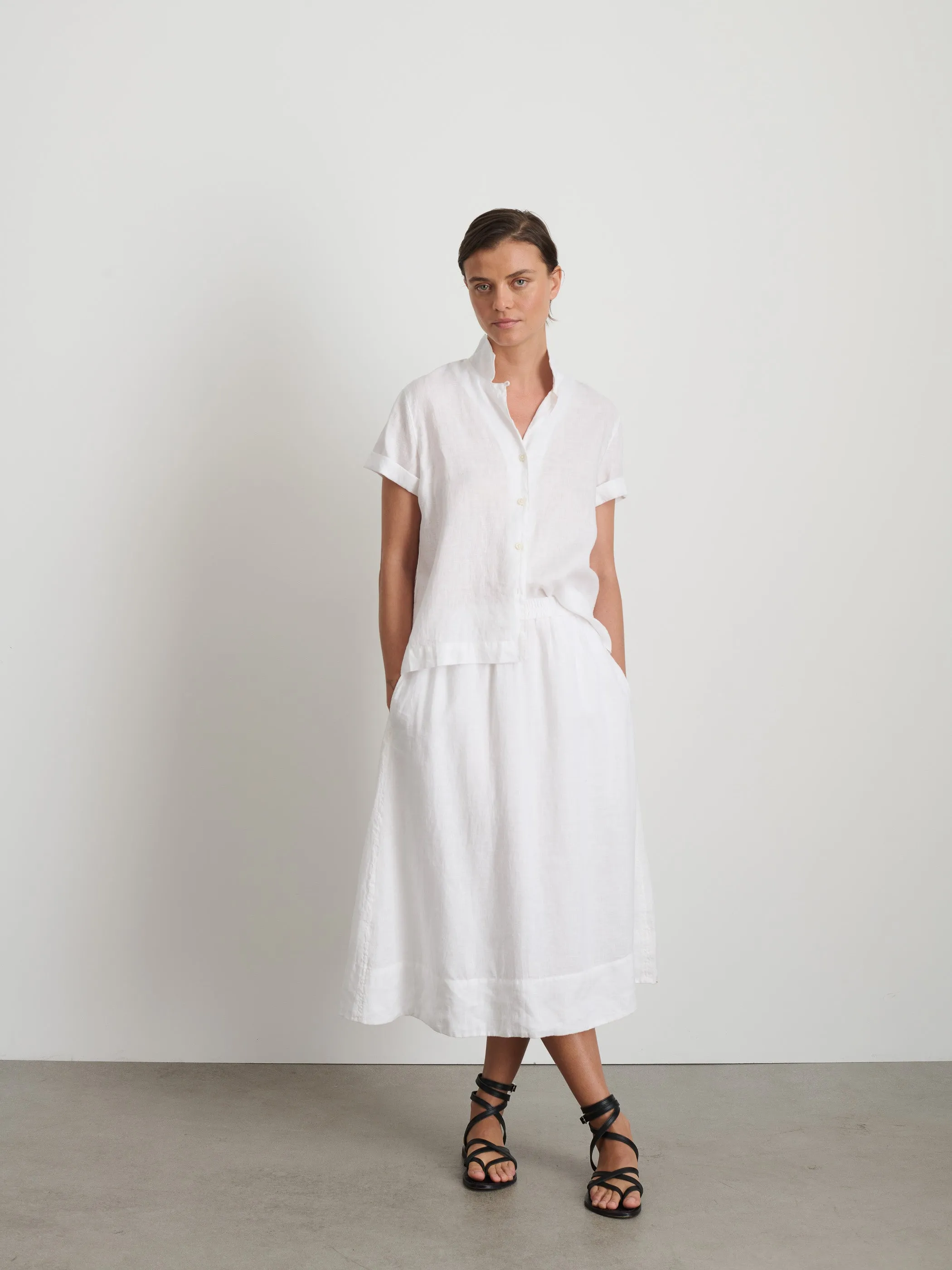 Maddie Camp Shirt In Linen sold by Alex Mill product image thumbnail 3