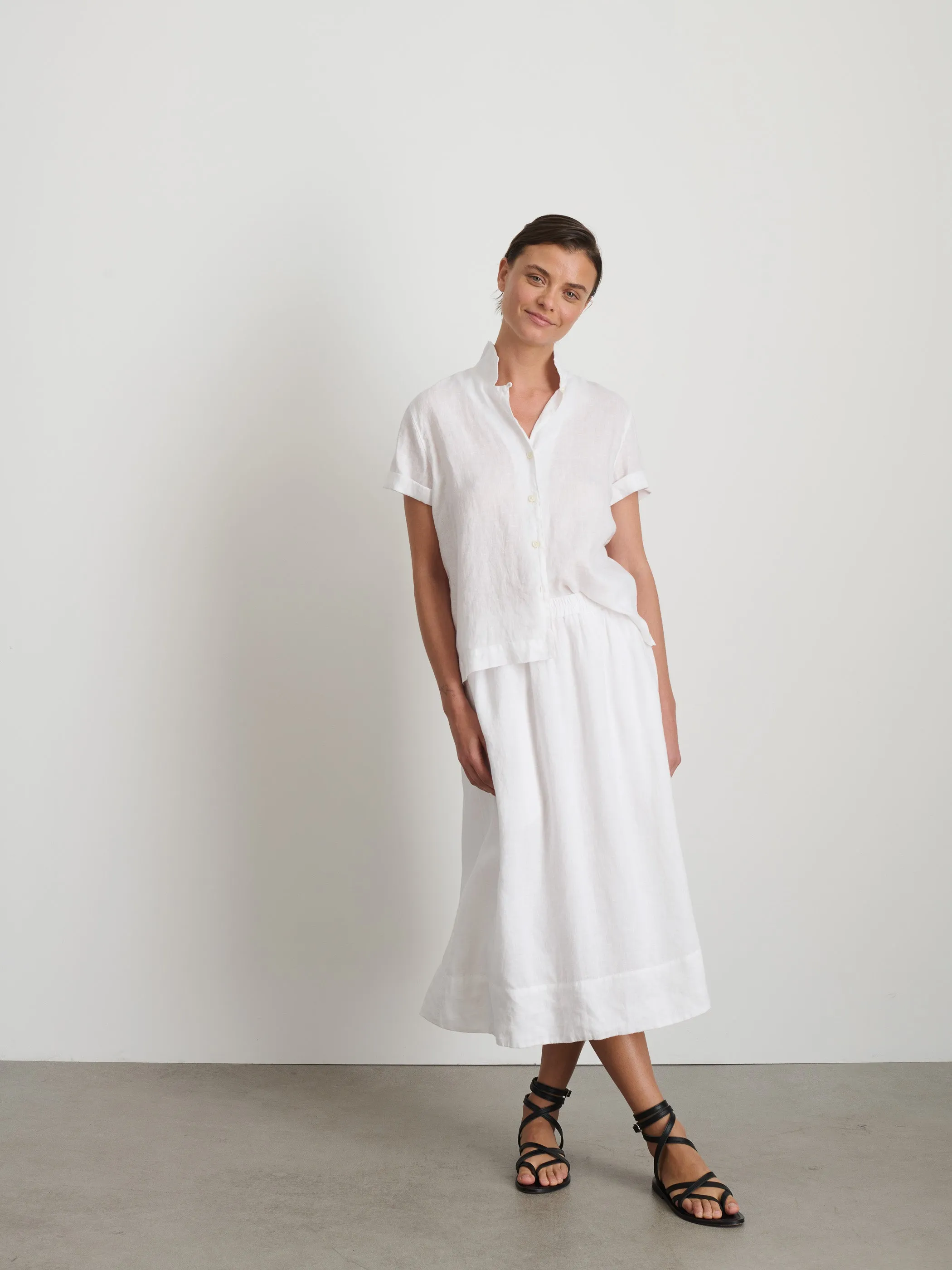 Maddie Camp Shirt In Linen sold by Alex Mill product image thumbnail 5