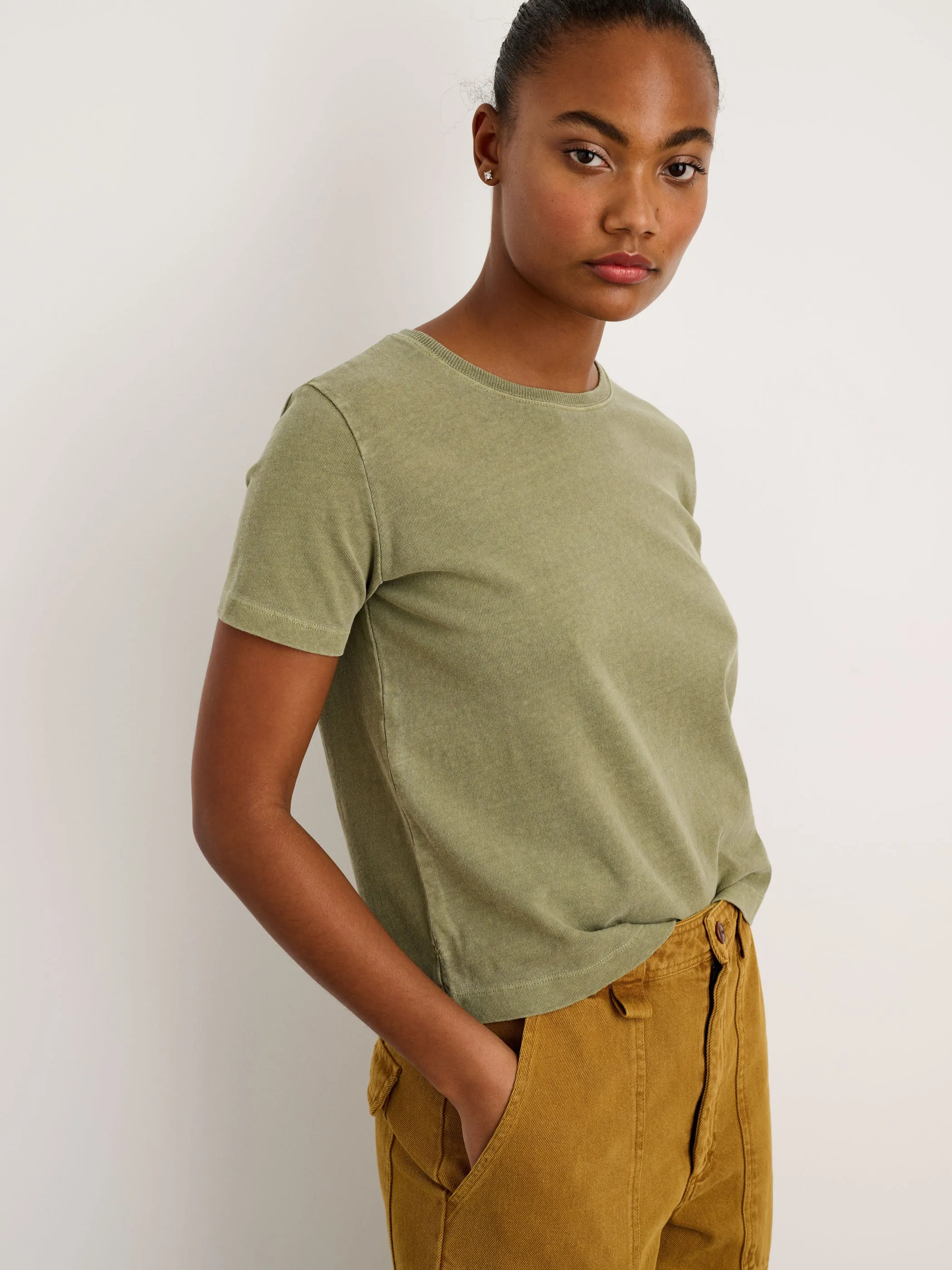 Scout Crewneck Tee in Vintage Wash sold by Alex Mill product image thumbnail 3