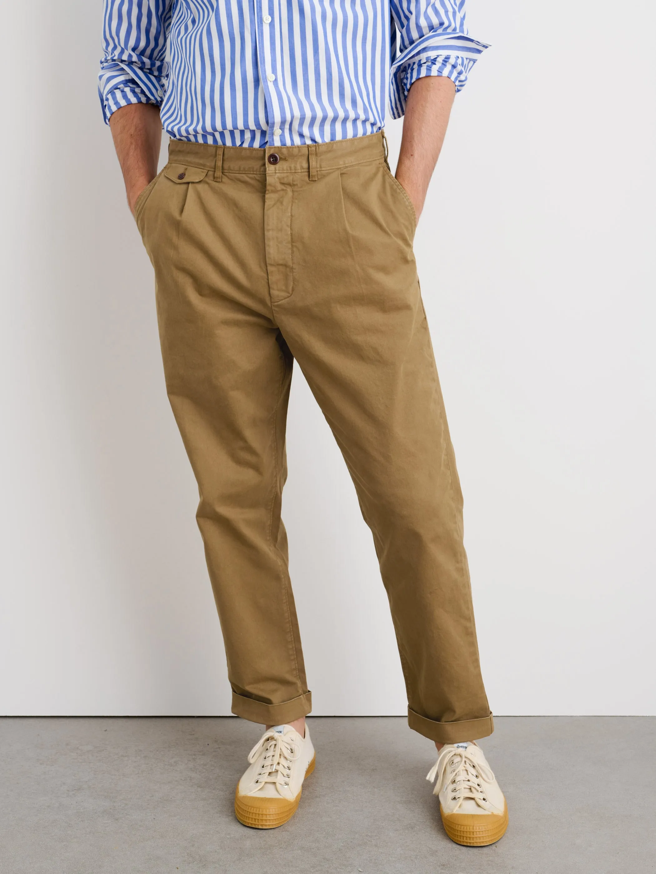 Long Inseam Standard Pleated Pant in Chino sold by Alex Mill product image thumbnail 3