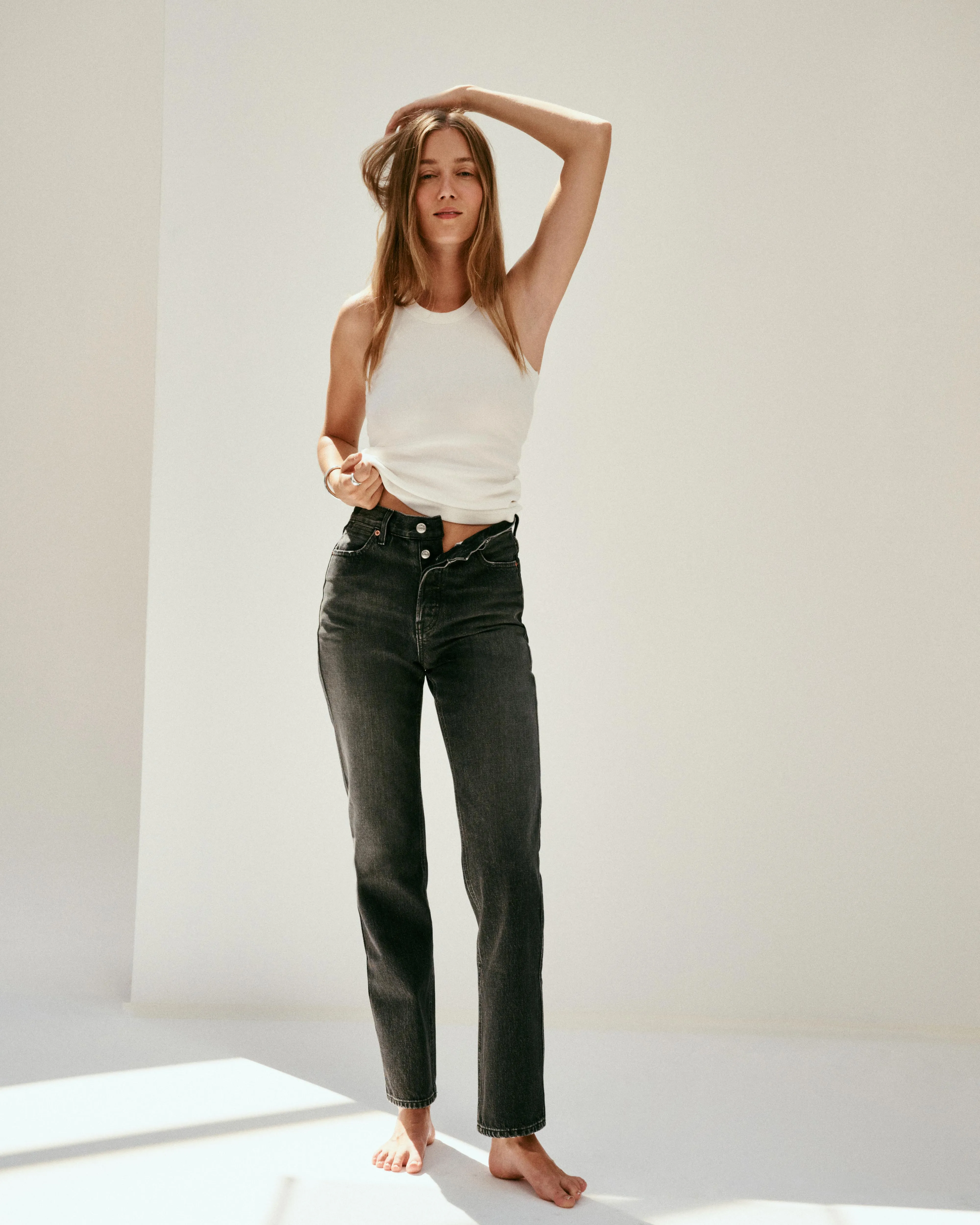 The Carla High Rise Straight sold by Alex Mill product image thumbnail 3