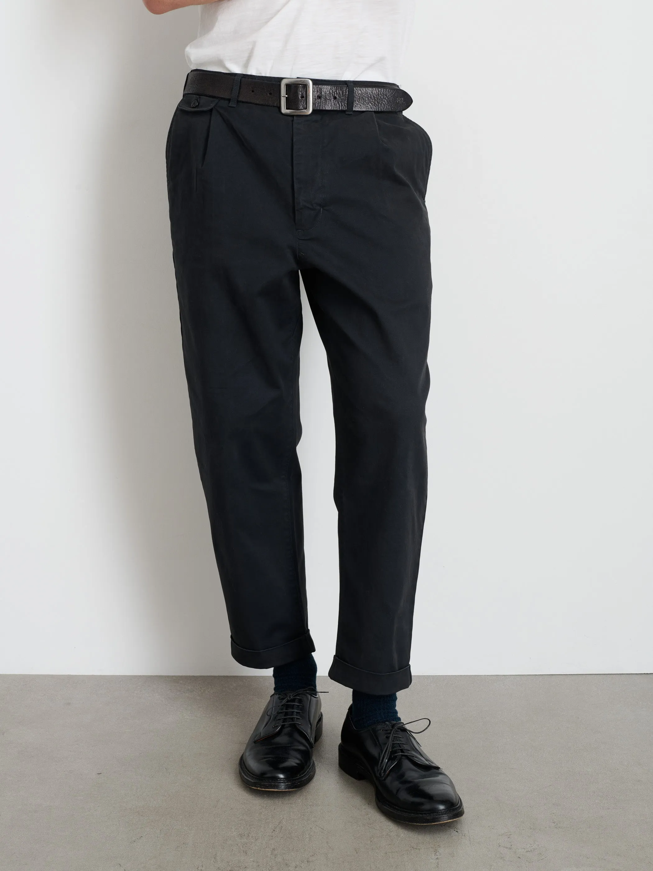 The Standard Pleated Pant in Chino sold by Alex Mill product image thumbnail 4