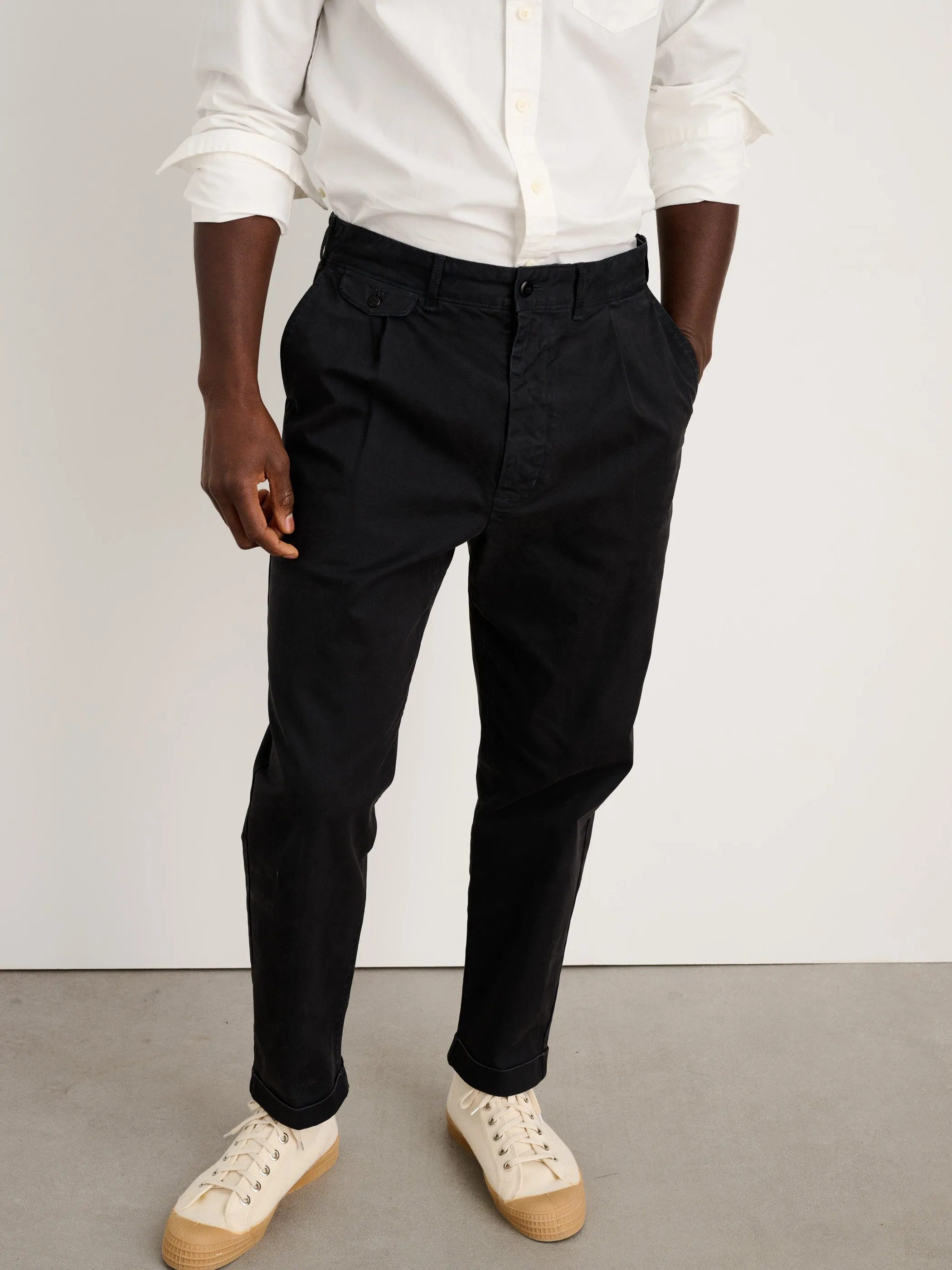 Long Inseam Standard Pleated Pant in Chino sold by Alex Mill product image thumbnail 3