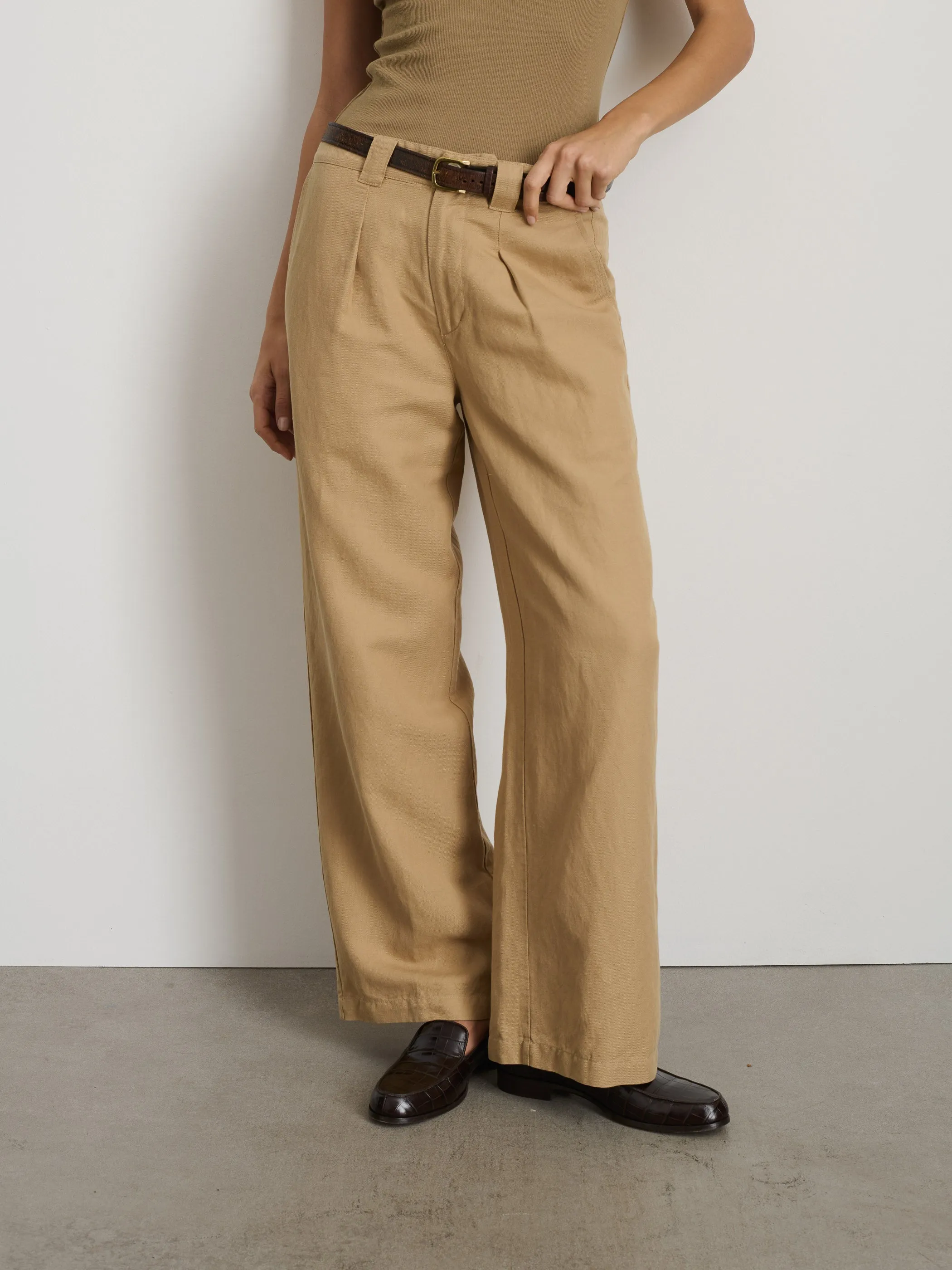 Madeline Pleat Trouser in Twill sold by Alex Mill product image thumbnail 4