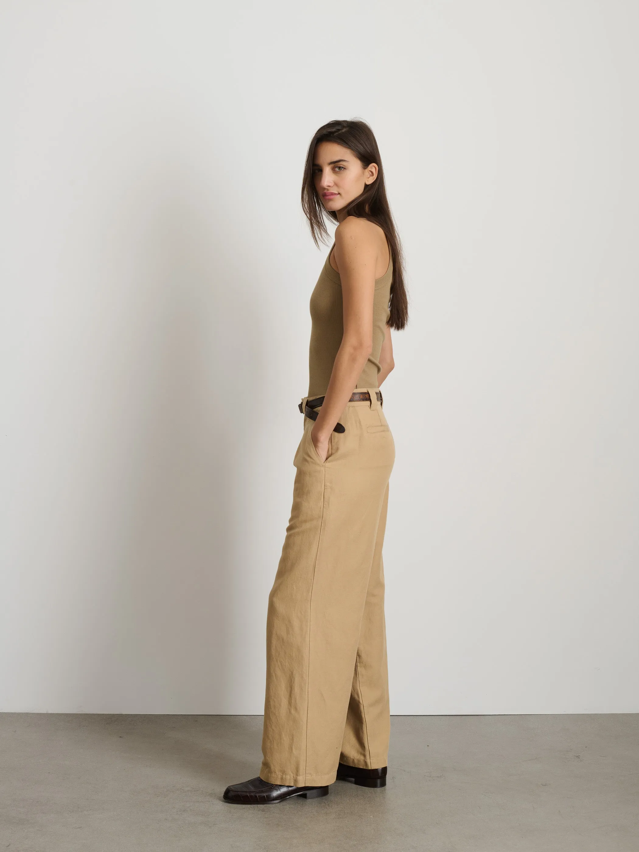 Madeline Pleat Trouser in Twill sold by Alex Mill product image thumbnail 5