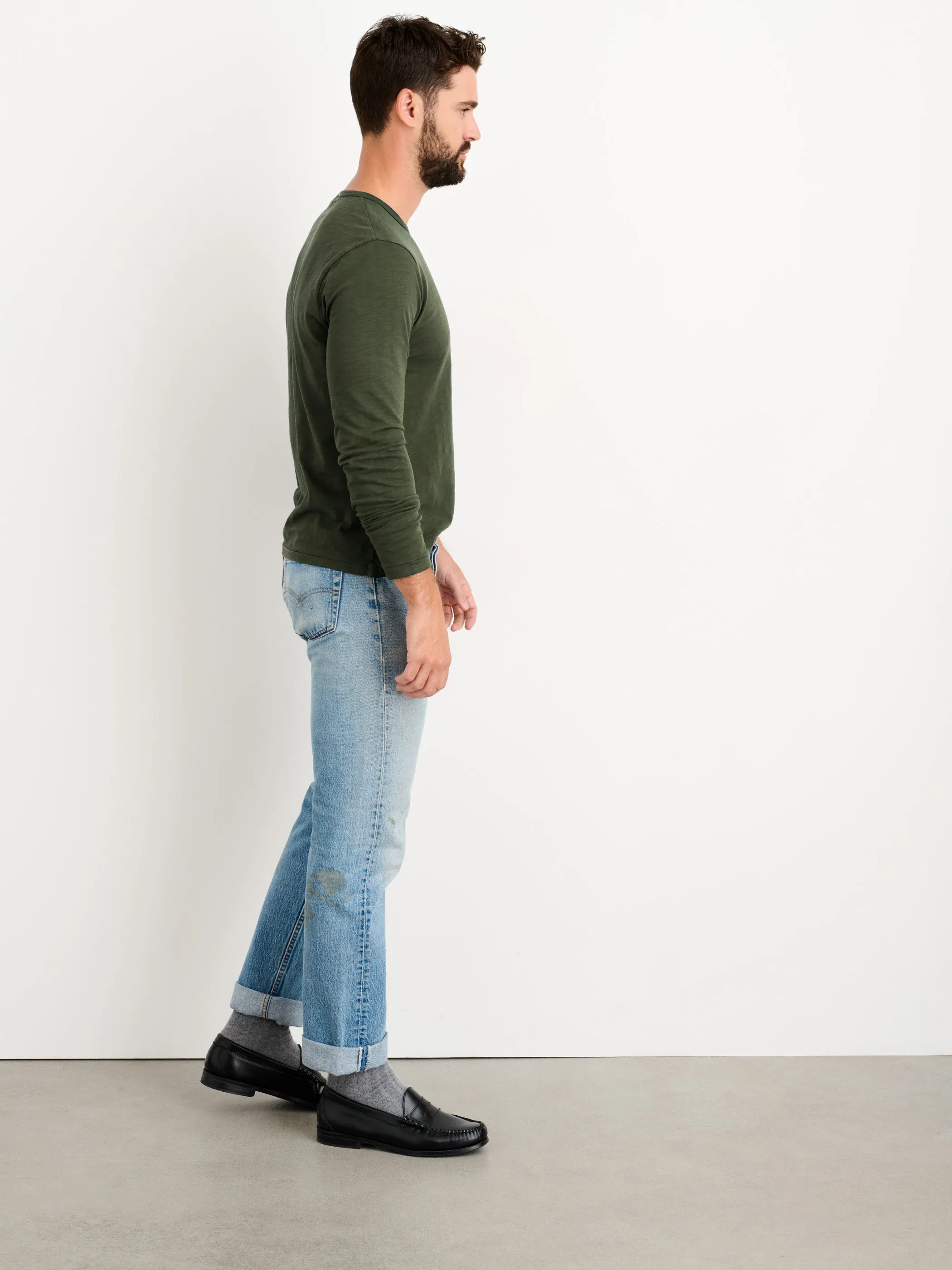 Standard Long Sleeve T-Shirt in Slub Cotton sold by Alex Mill product image thumbnail 5