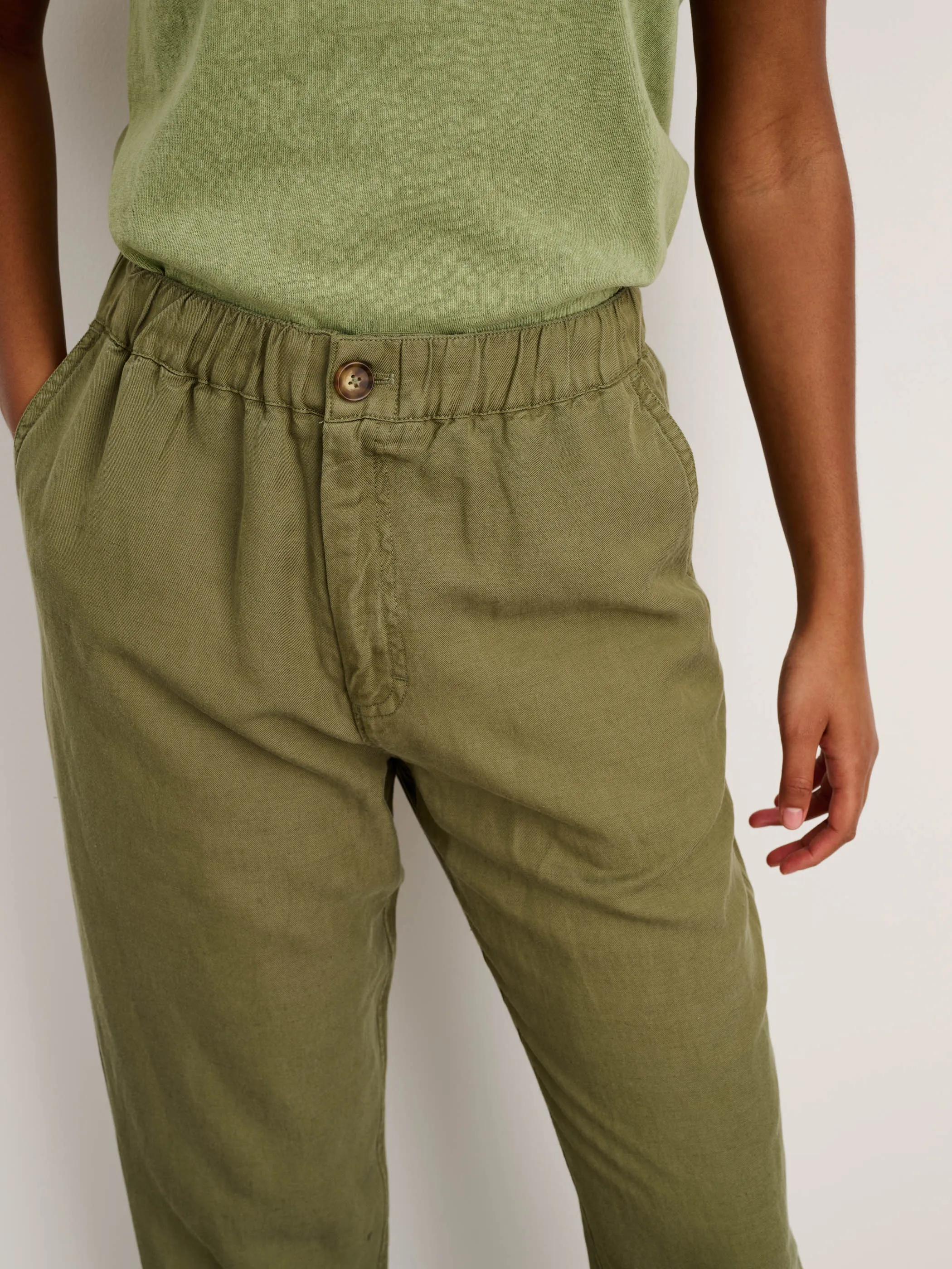 Suit(ish) Pull on Pant sold by Alex Mill product image thumbnail 4
