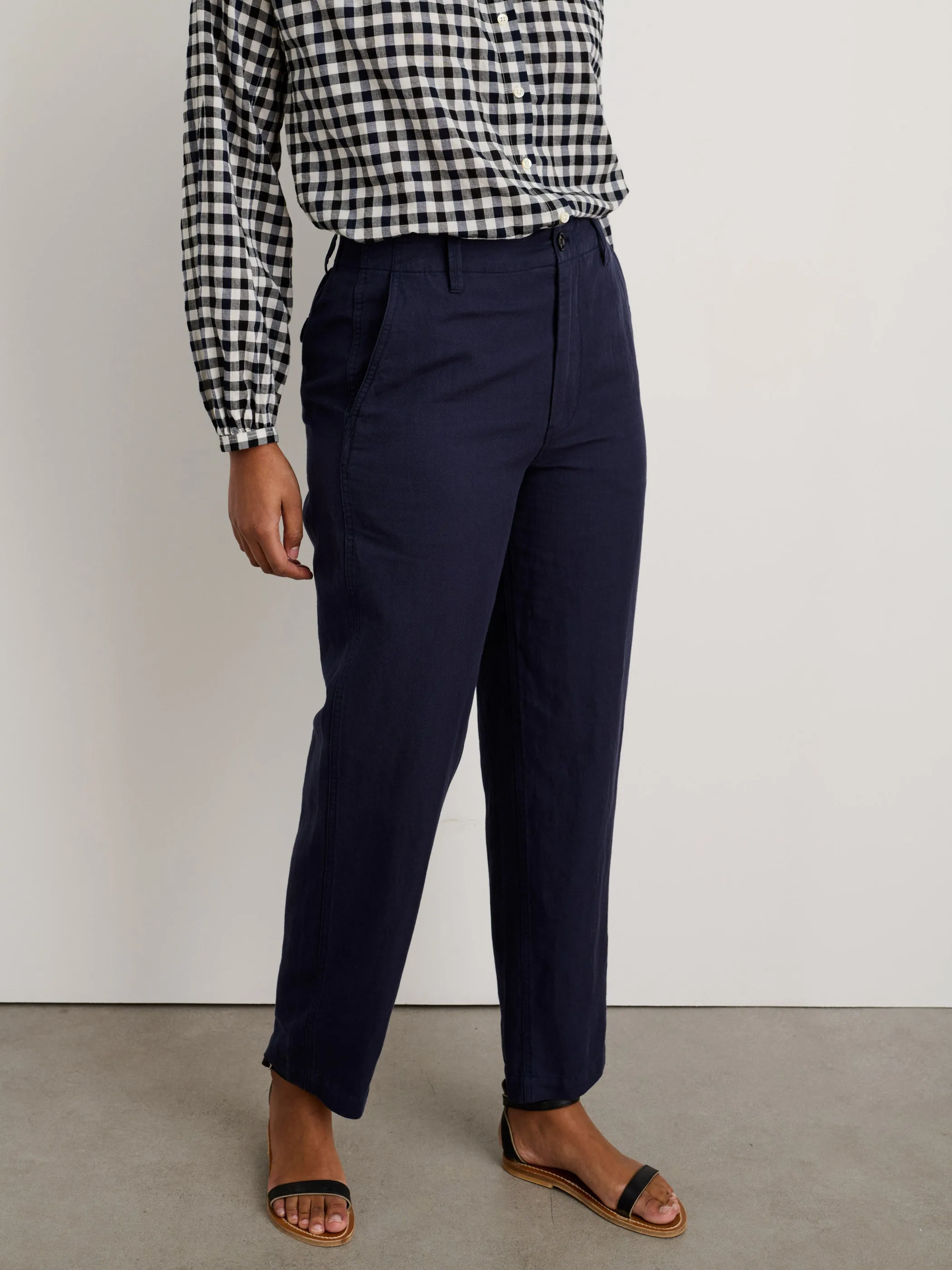 Mia Pant in Drapey Twill sold by Alex Mill product image thumbnail 3