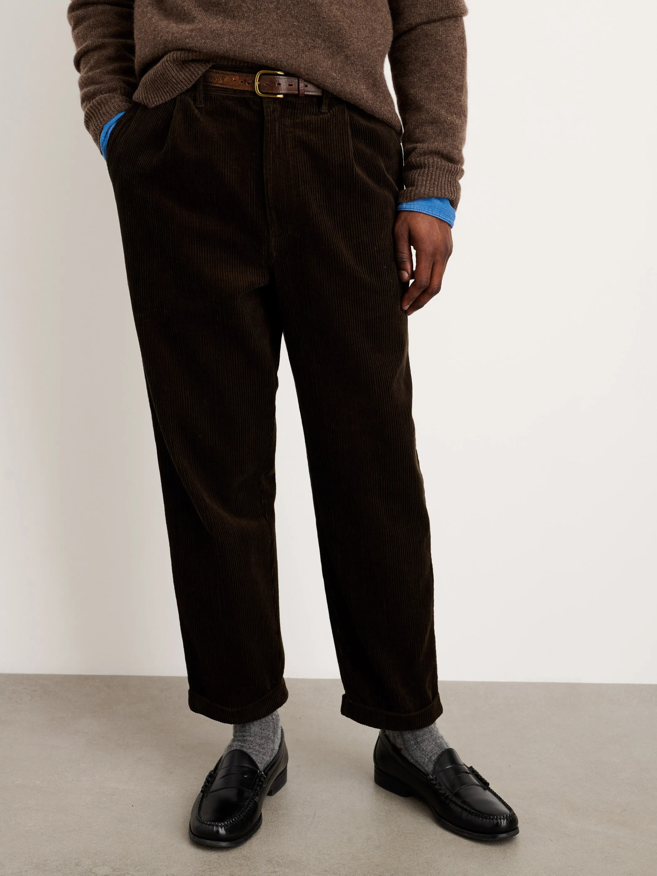 Standard Pleated Pant in Corduroy sold by Alex Mill product image thumbnail 3