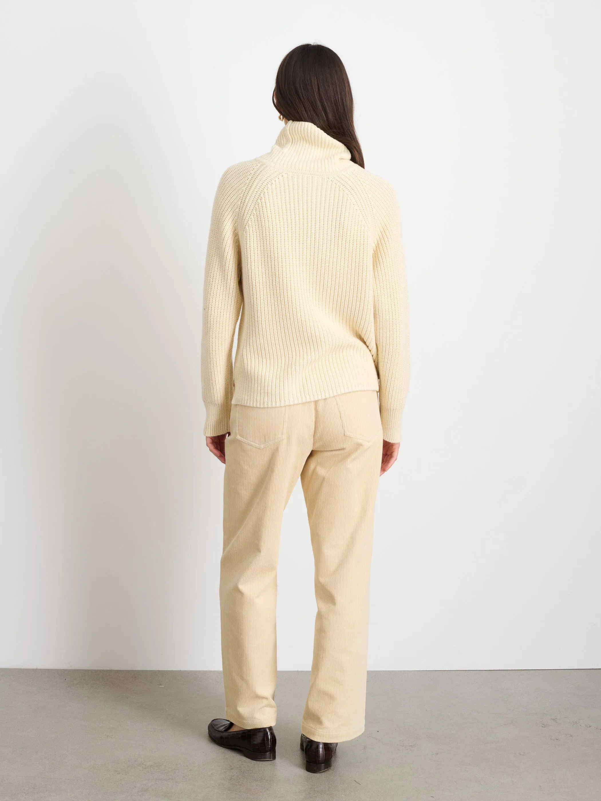 Chelsea Turtleneck In Cotton Cashmere sold by Alex Mill product image thumbnail 5