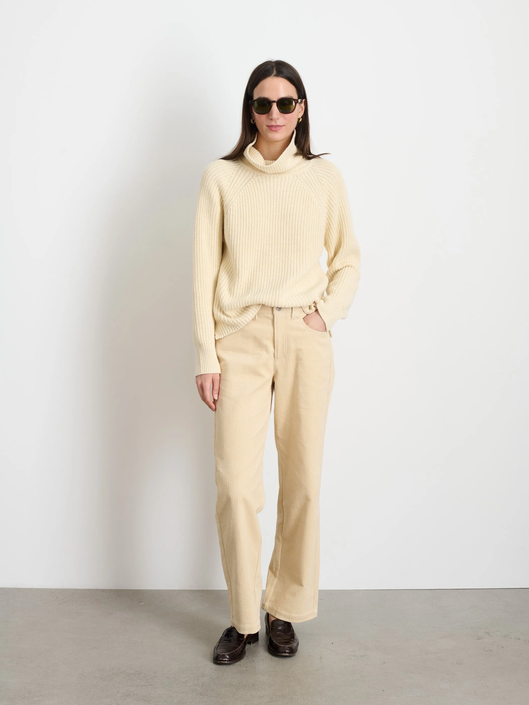 Chelsea Turtleneck In Cotton Cashmere sold by Alex Mill product image thumbnail 3