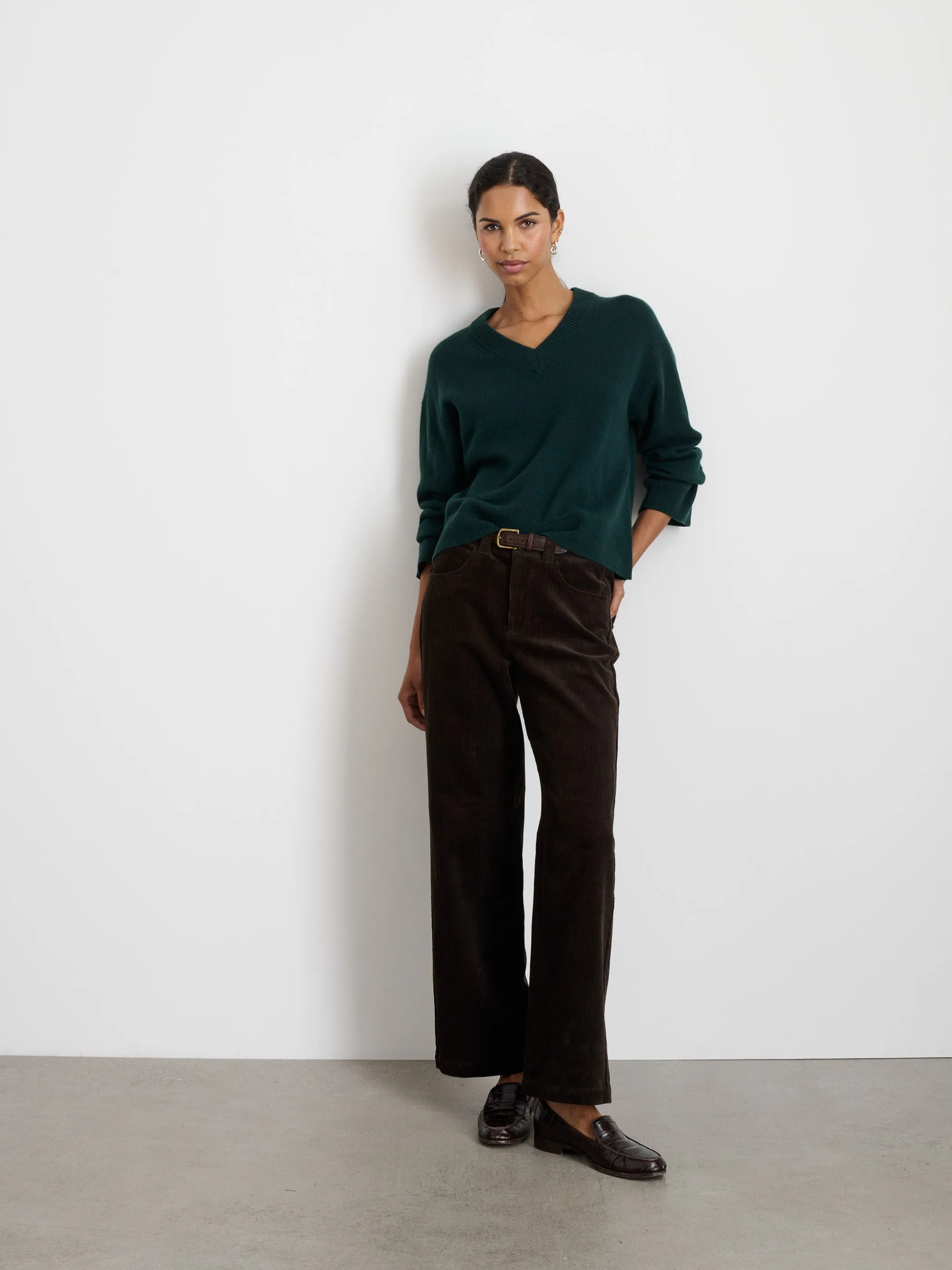 Rowan V-Neck in Cashmere sold by Alex Mill product image thumbnail 3