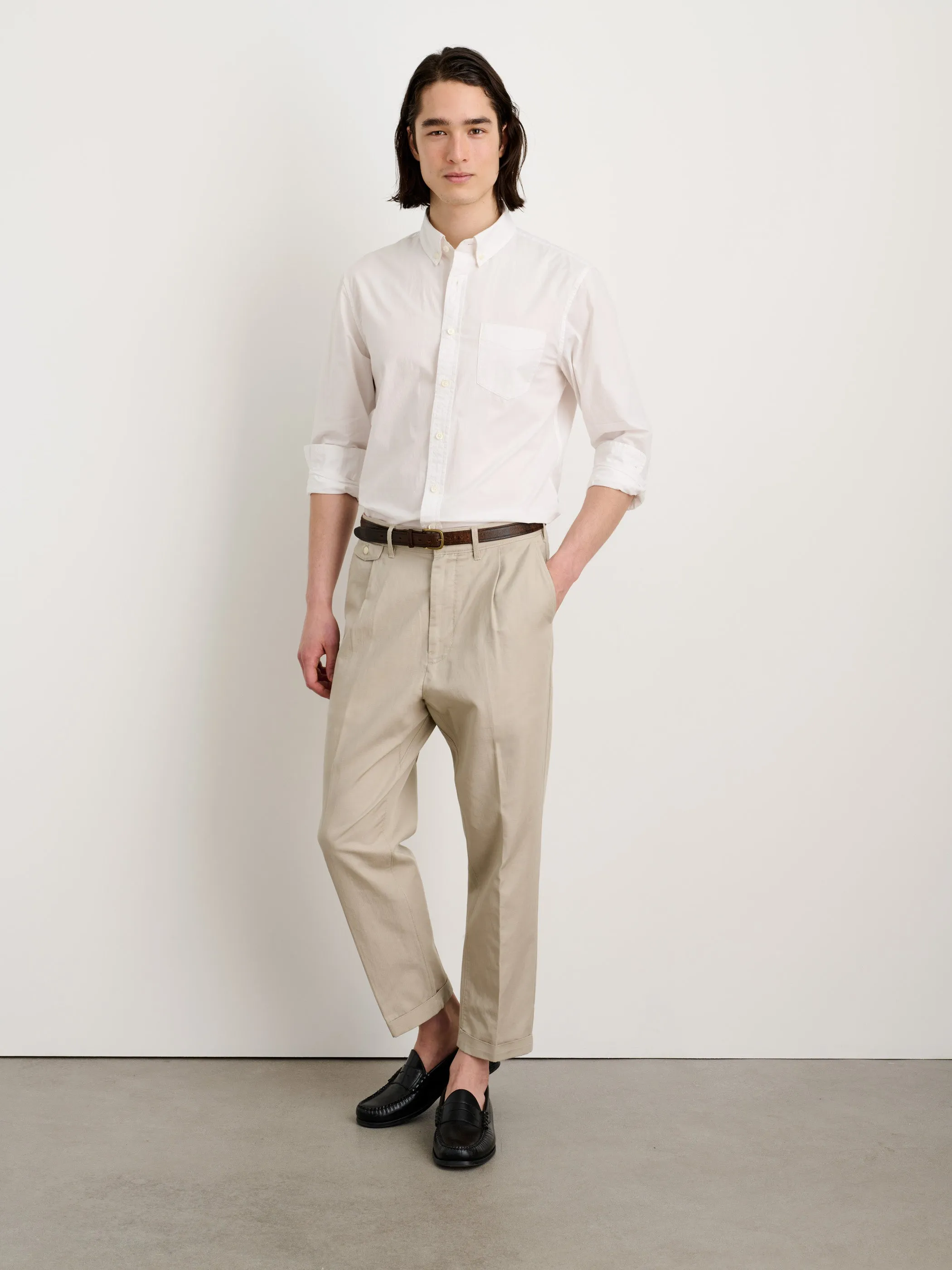 Standard Pleated Pant in Cotton Linen sold by Alex Mill product image thumbnail 2