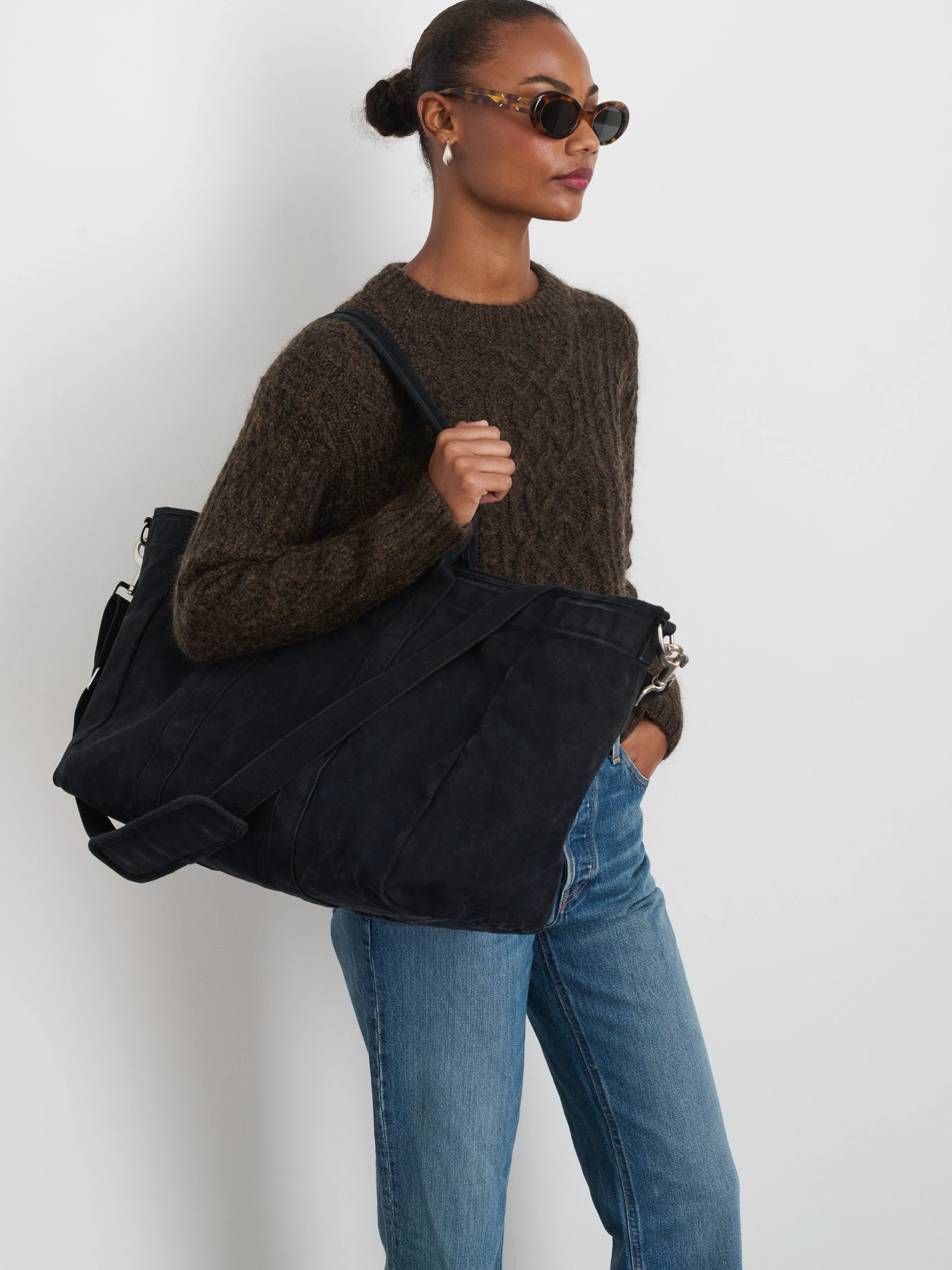 The Perfect Travel Tote sold by Alex Mill product image thumbnail 4