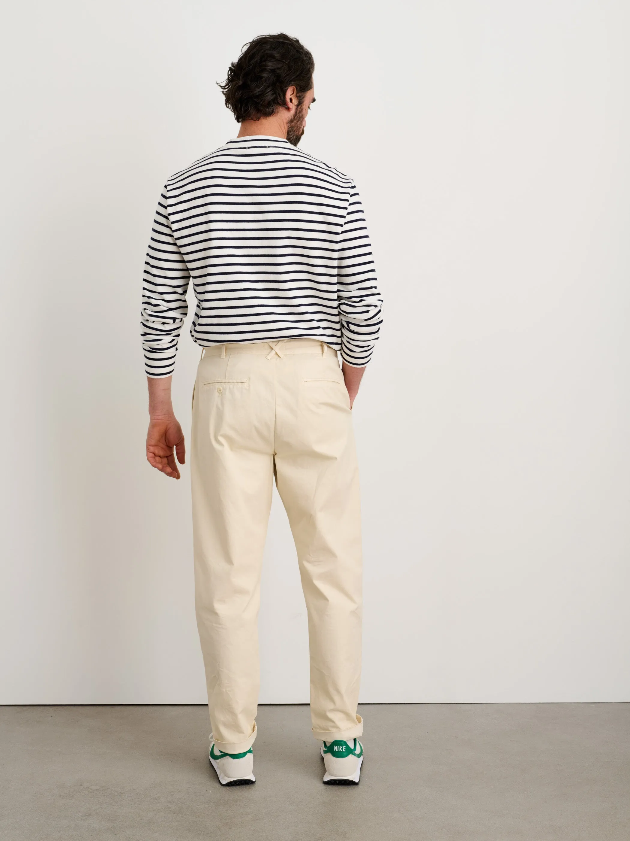 Standard Pleated Pant in Chino sold by Alex Mill product image thumbnail 5