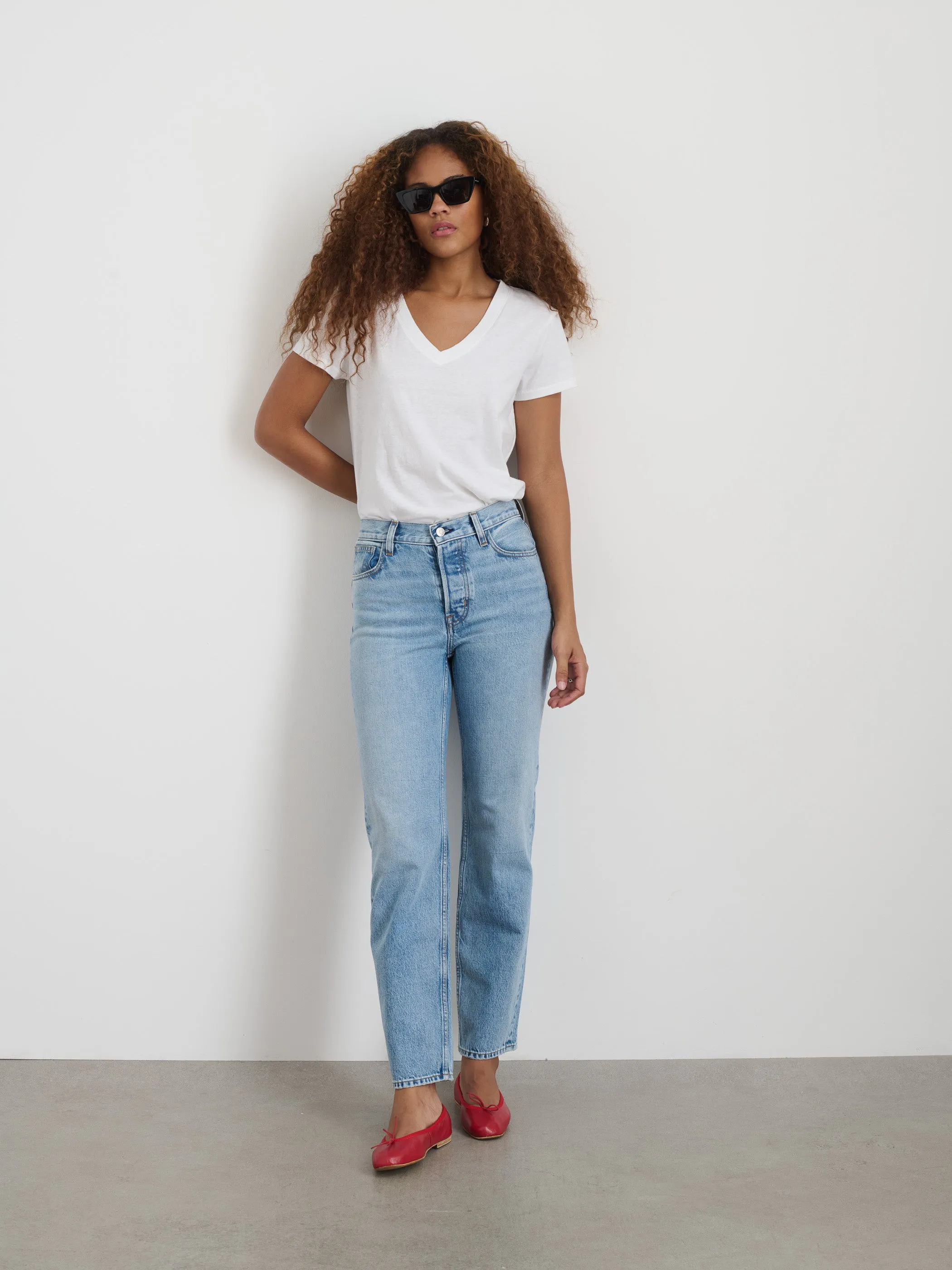 Elliott V Neck Tee in Cotton sold by Alex Mill product image thumbnail 2