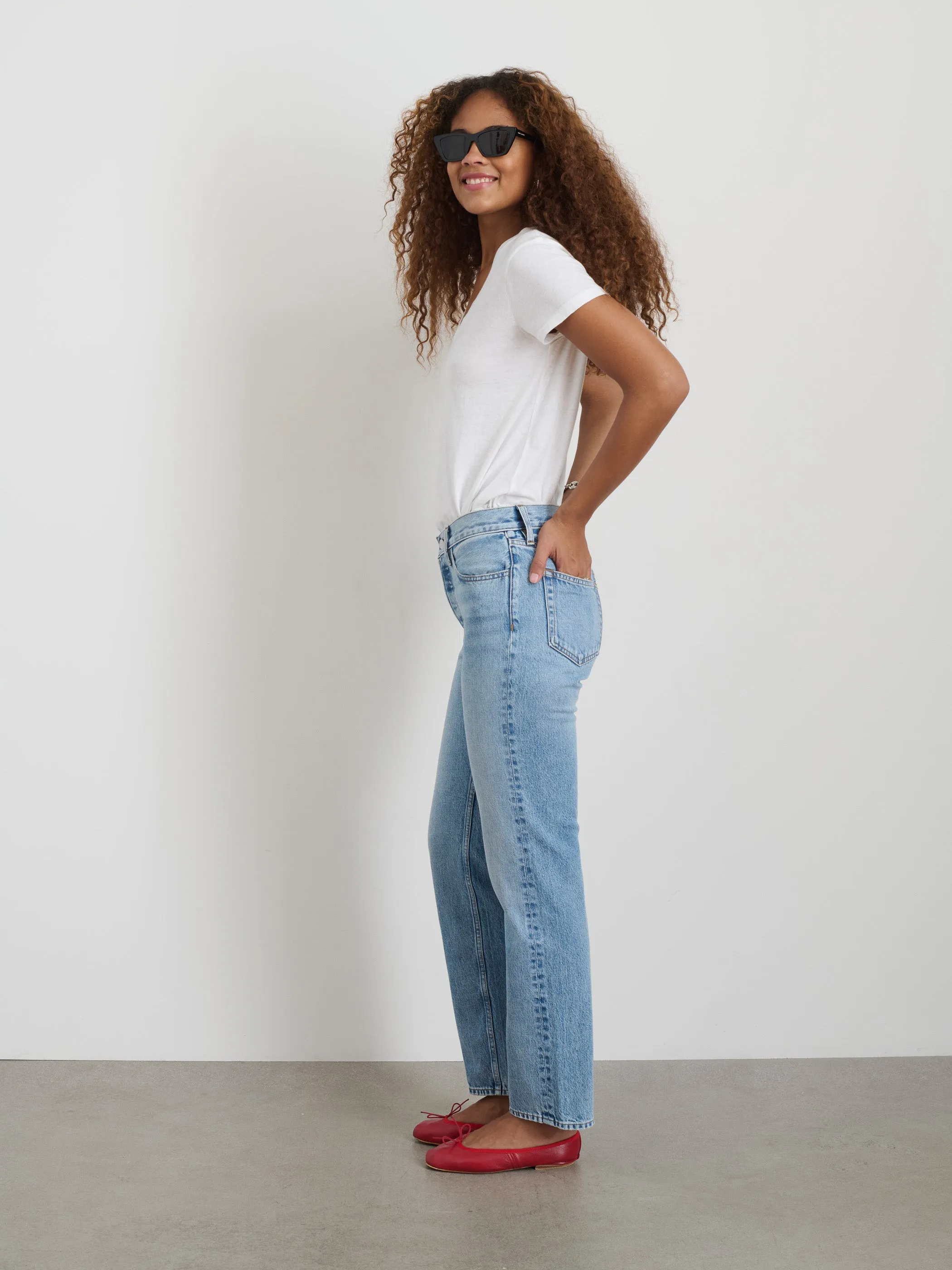 Elliott V Neck Tee in Cotton sold by Alex Mill product image thumbnail 4