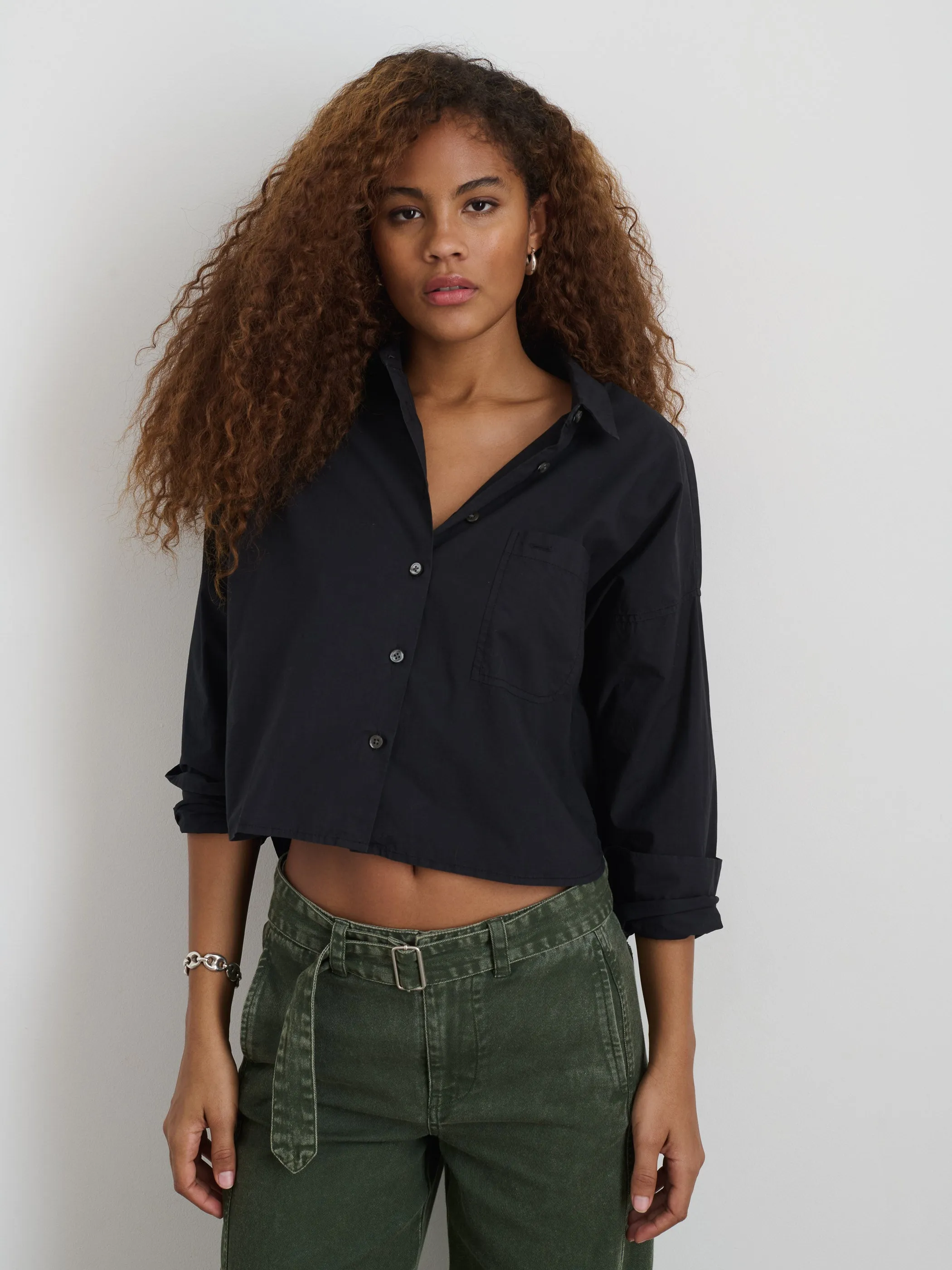 Cropped Jo Shirt in Cotton Poplin sold by Alex Mill product image thumbnail 3