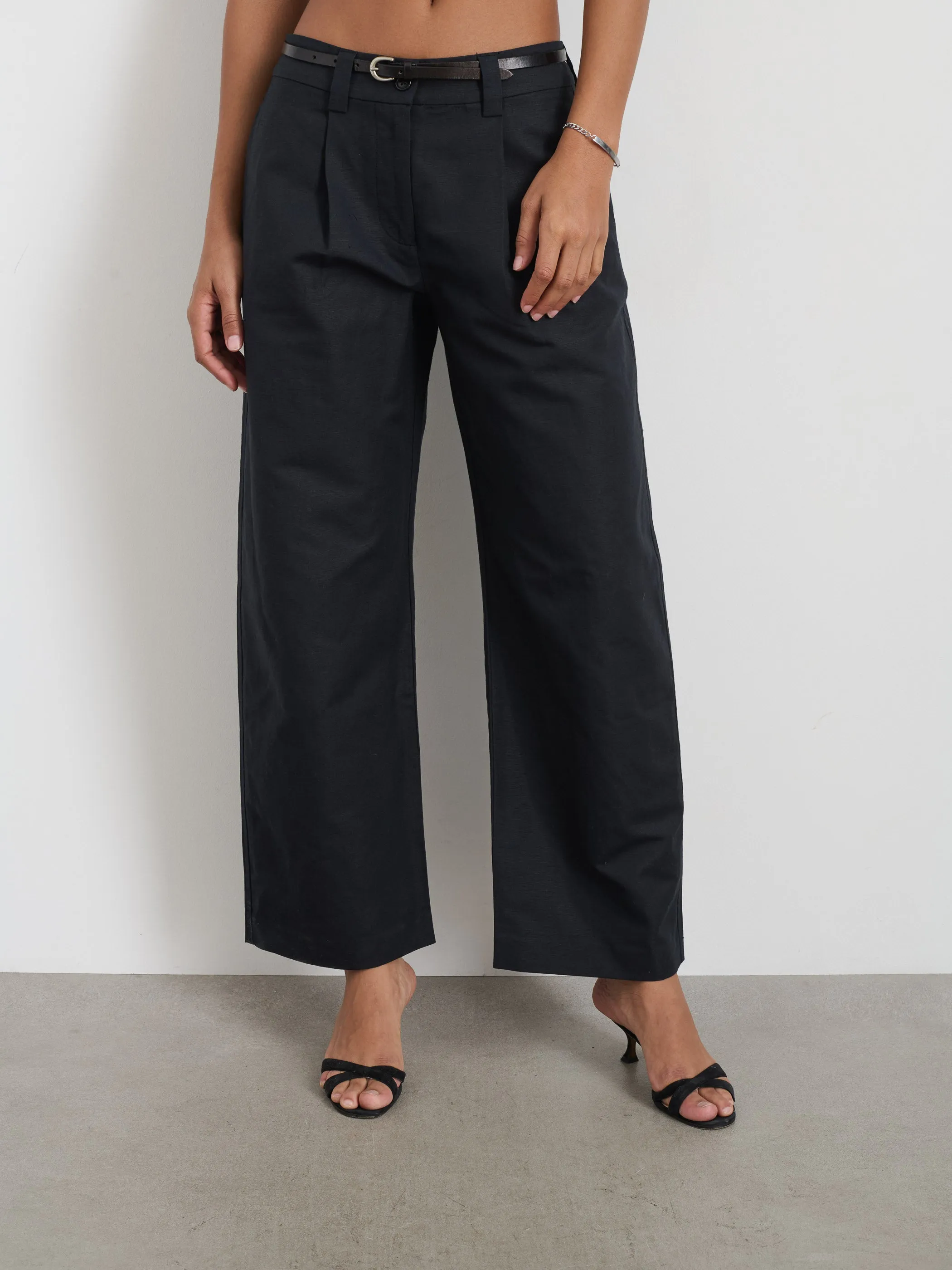 Soho Pant In Cotton Linen sold by Alex Mill product image thumbnail 5