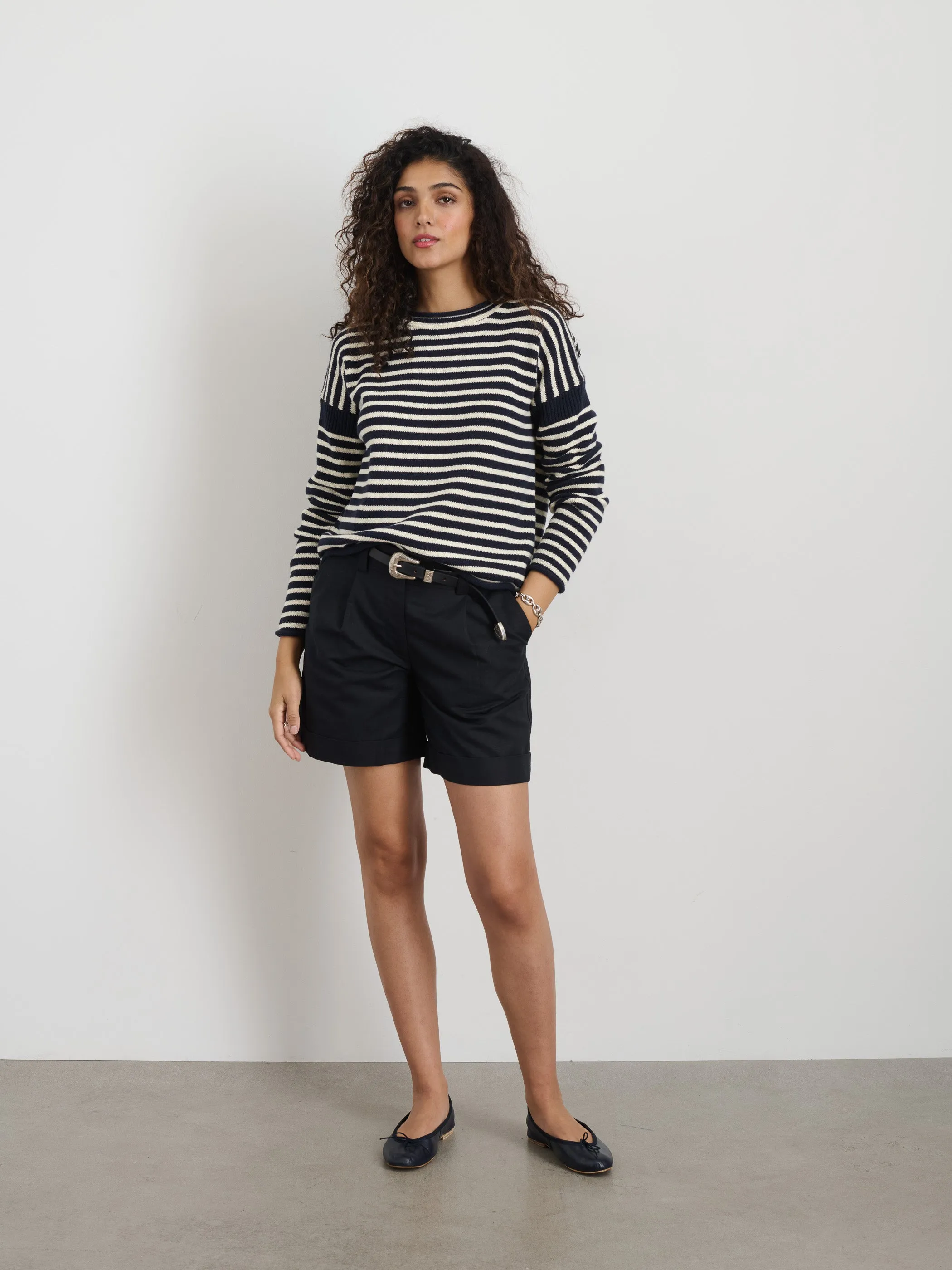 Soho Short In Cotton Linen sold by Alex Mill product image thumbnail 2