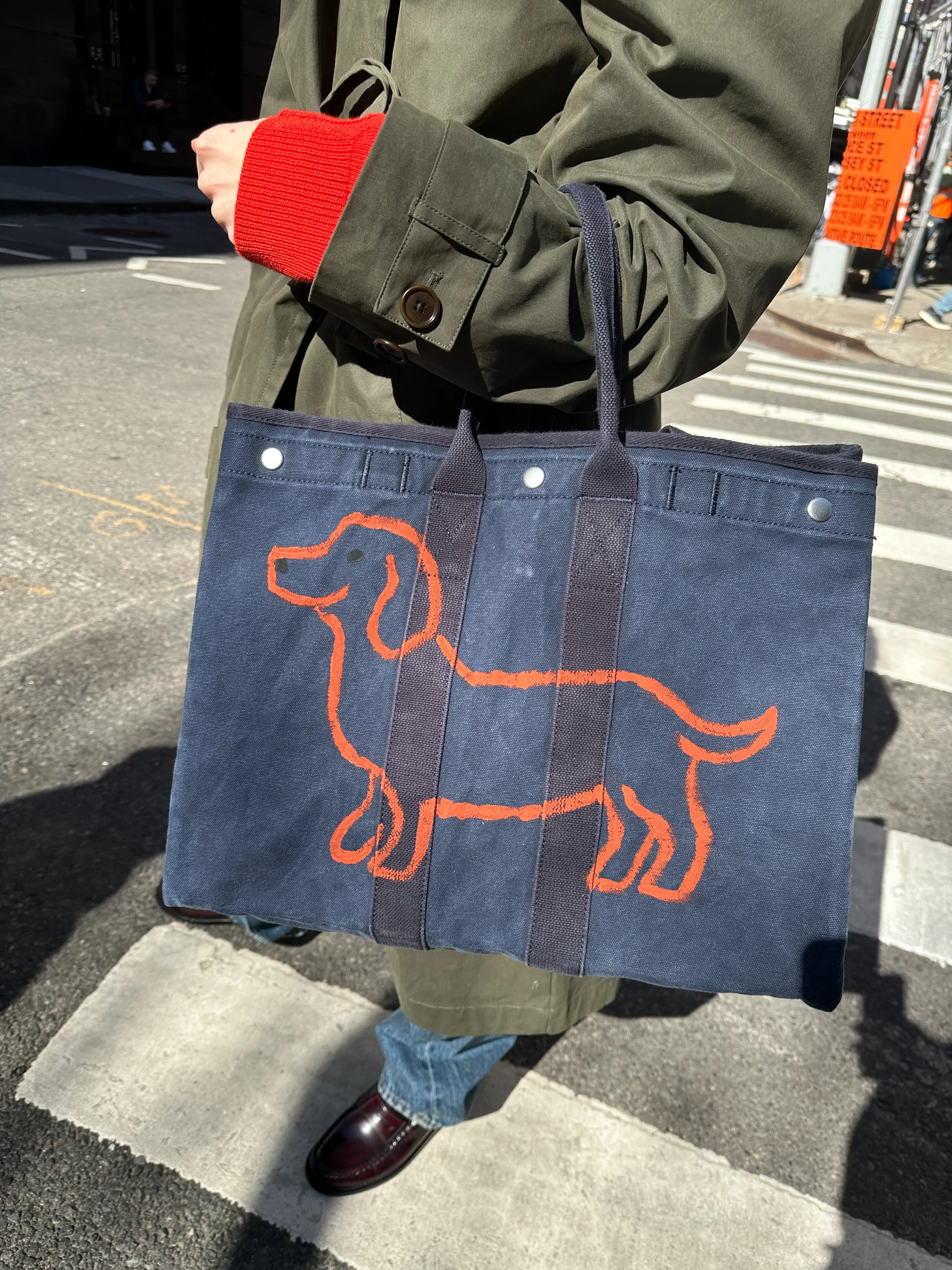 The Perfect Weekend Dog Tote sold by Alex Mill