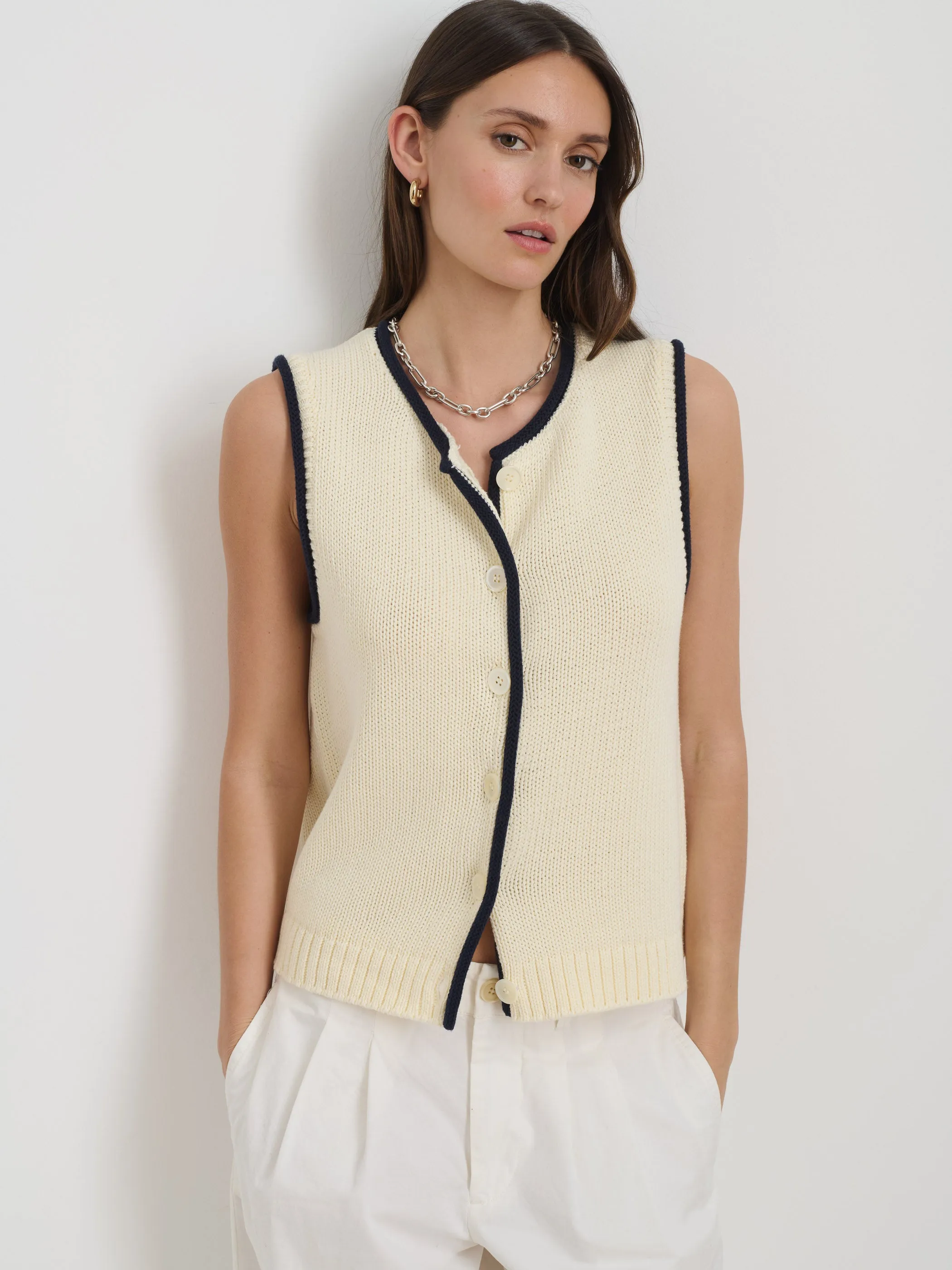 Bridget Tipped Vest in Cotton sold by Alex Mill product image thumbnail 2
