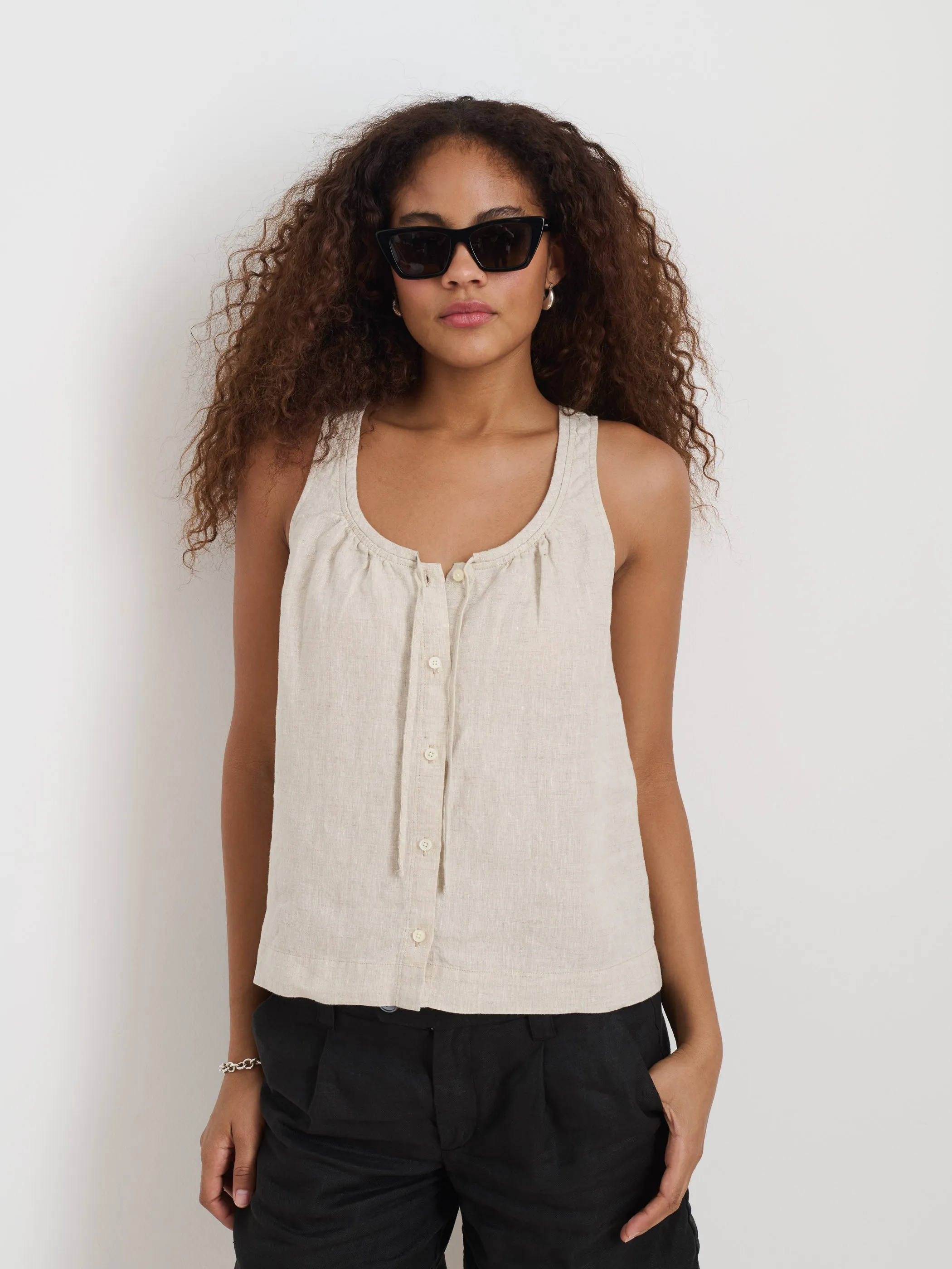 Sidney Top In Flax Linen sold by Alex Mill product image thumbnail 2