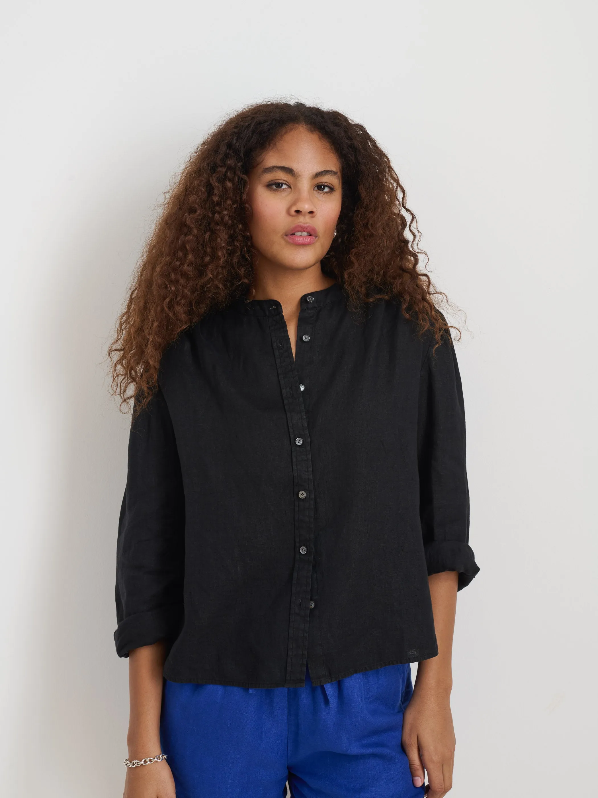 Ali Top In Linen sold by Alex Mill product image thumbnail 2