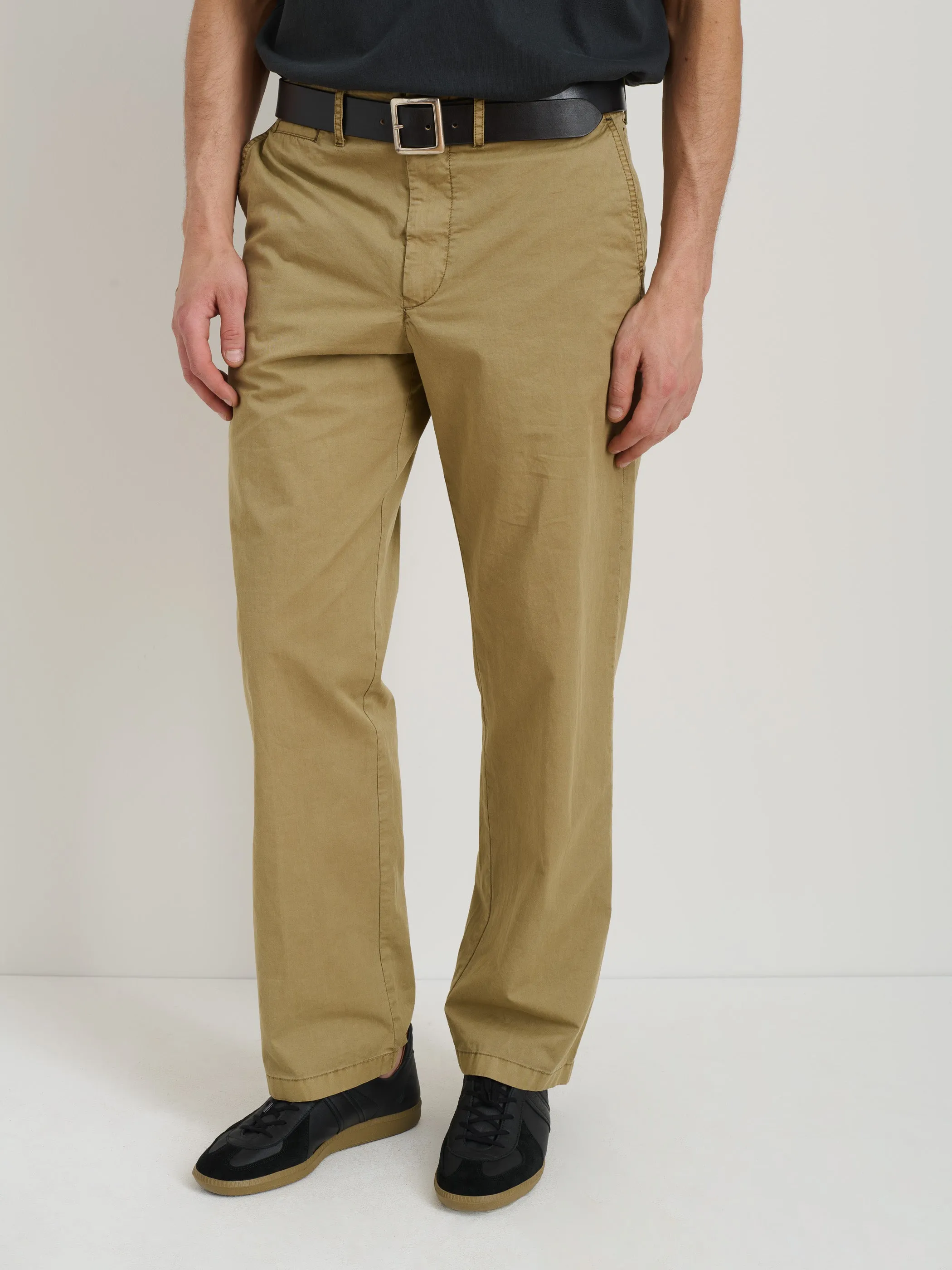 Straight Leg Pant In Lightweight Chino sold by Alex Mill product image thumbnail 3