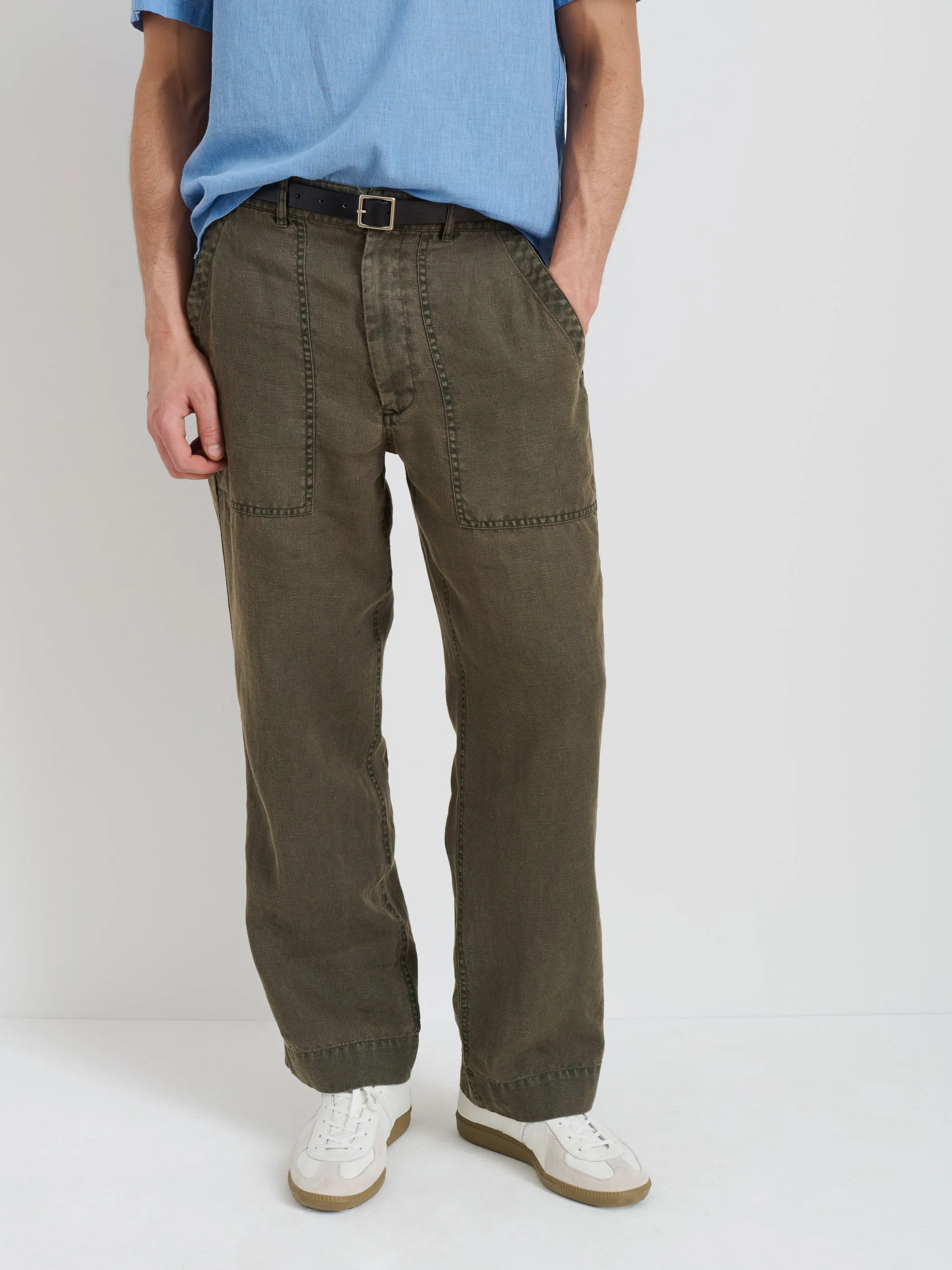 Garment Dyed Pull On Field Pant In Linen sold by Alex Mill product image thumbnail 3