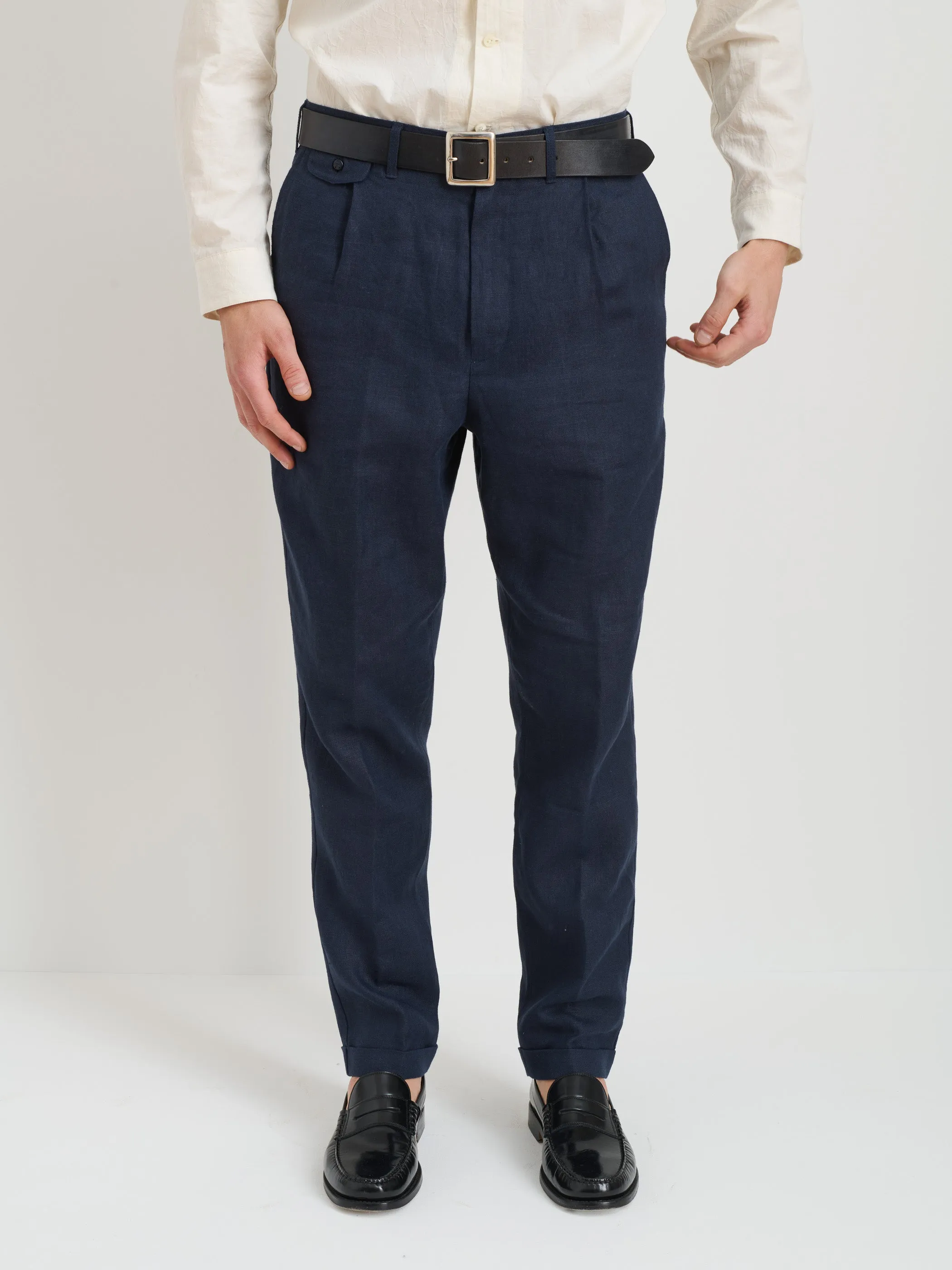 Standard Pleated Pant In Linen sold by Alex Mill product image thumbnail 3