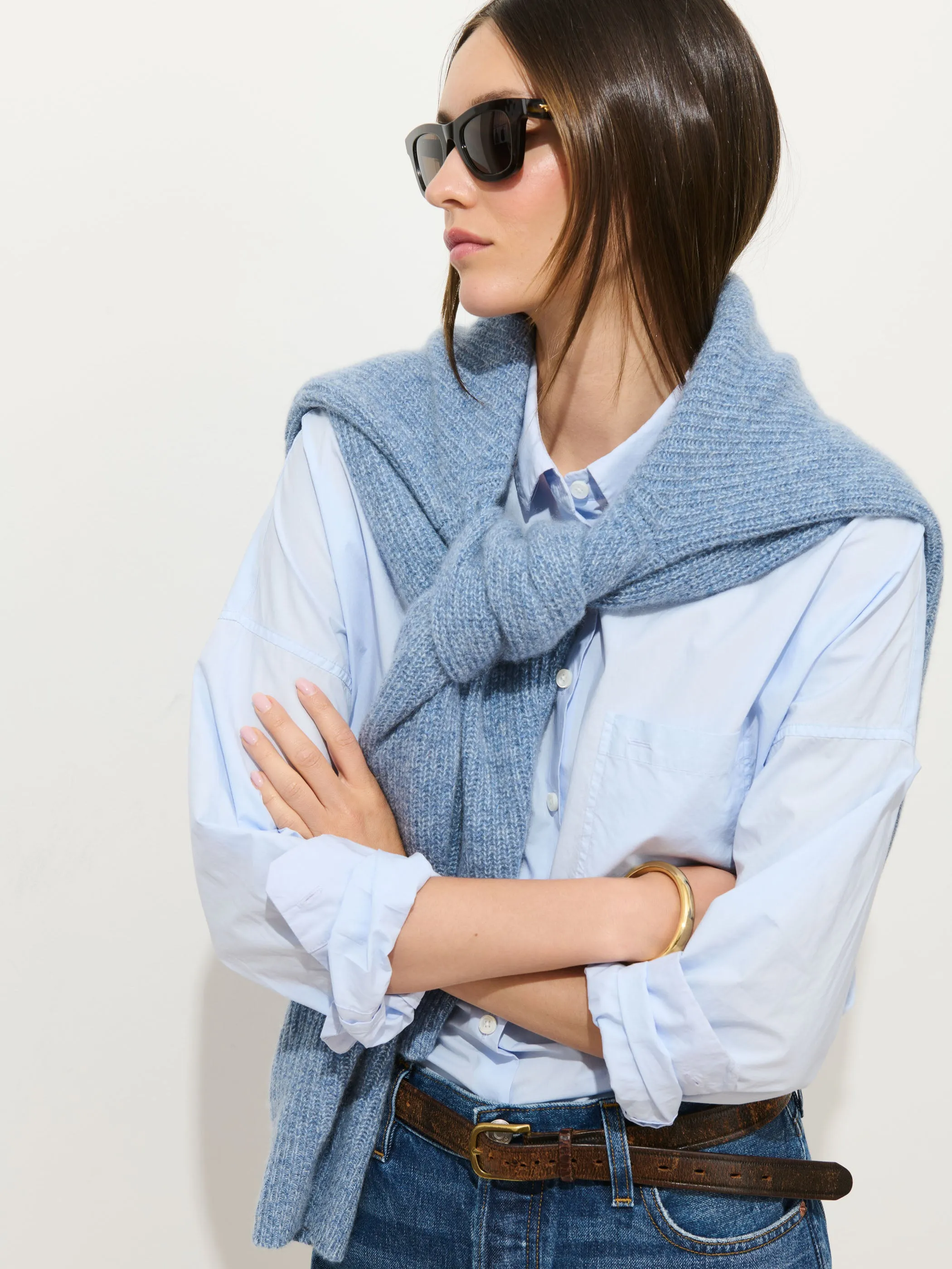 Jo Shirt In Cotton Poplin sold by Alex Mill product image thumbnail 5