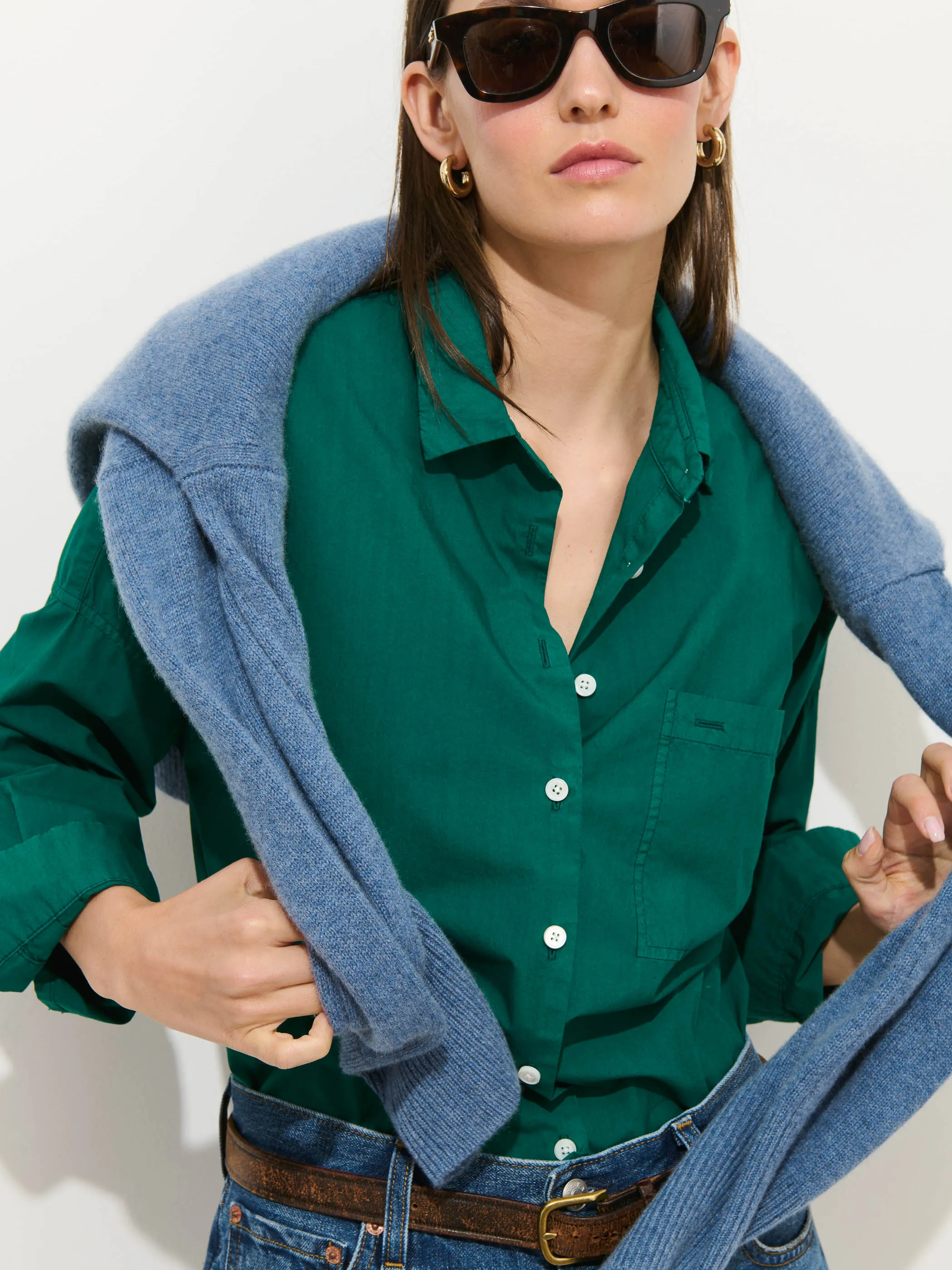 Jo Shirt In Cotton Poplin sold by Alex Mill product image thumbnail 4