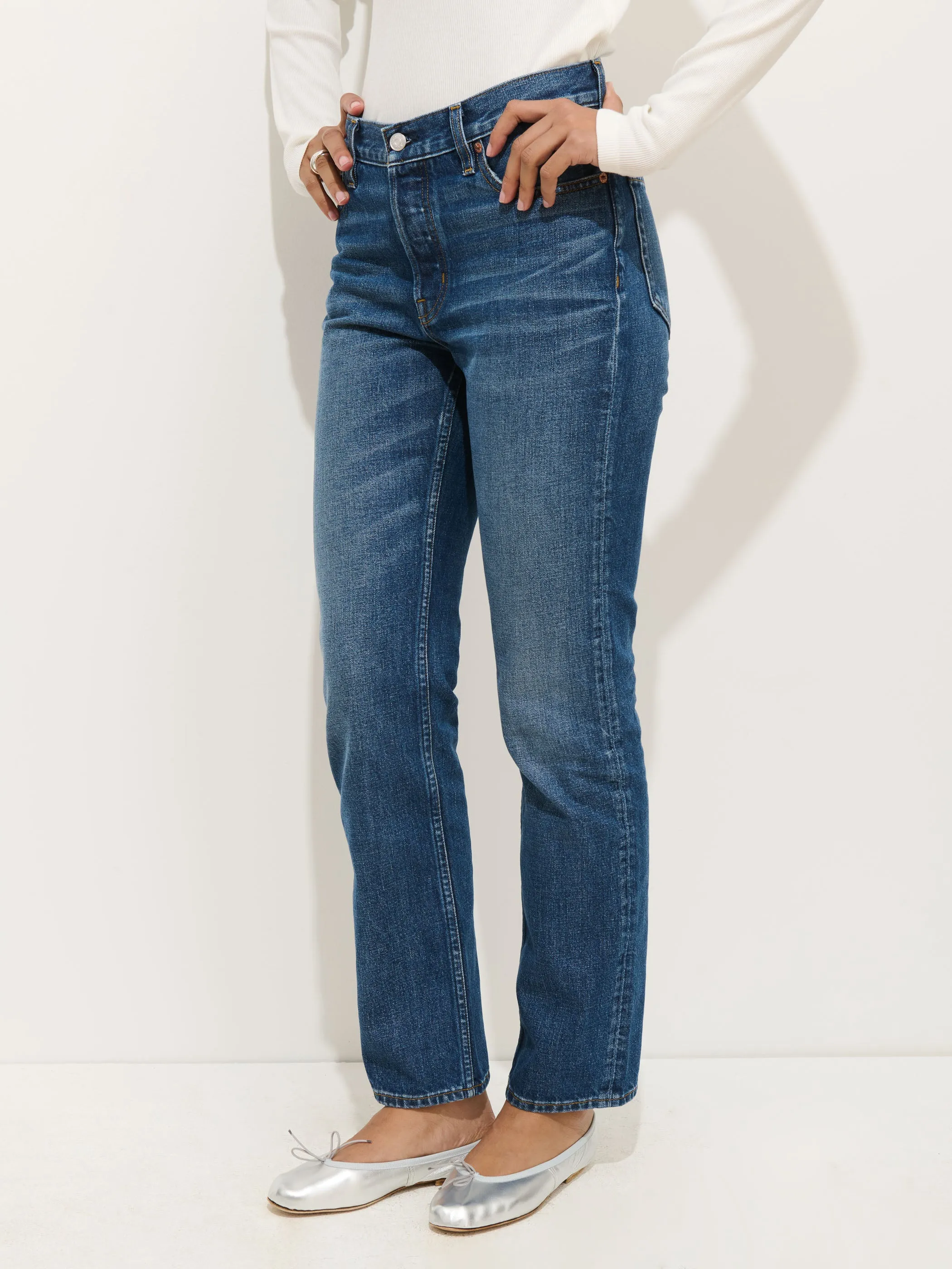 Jane Mid Rise Straight Jean sold by Alex Mill product image thumbnail 4