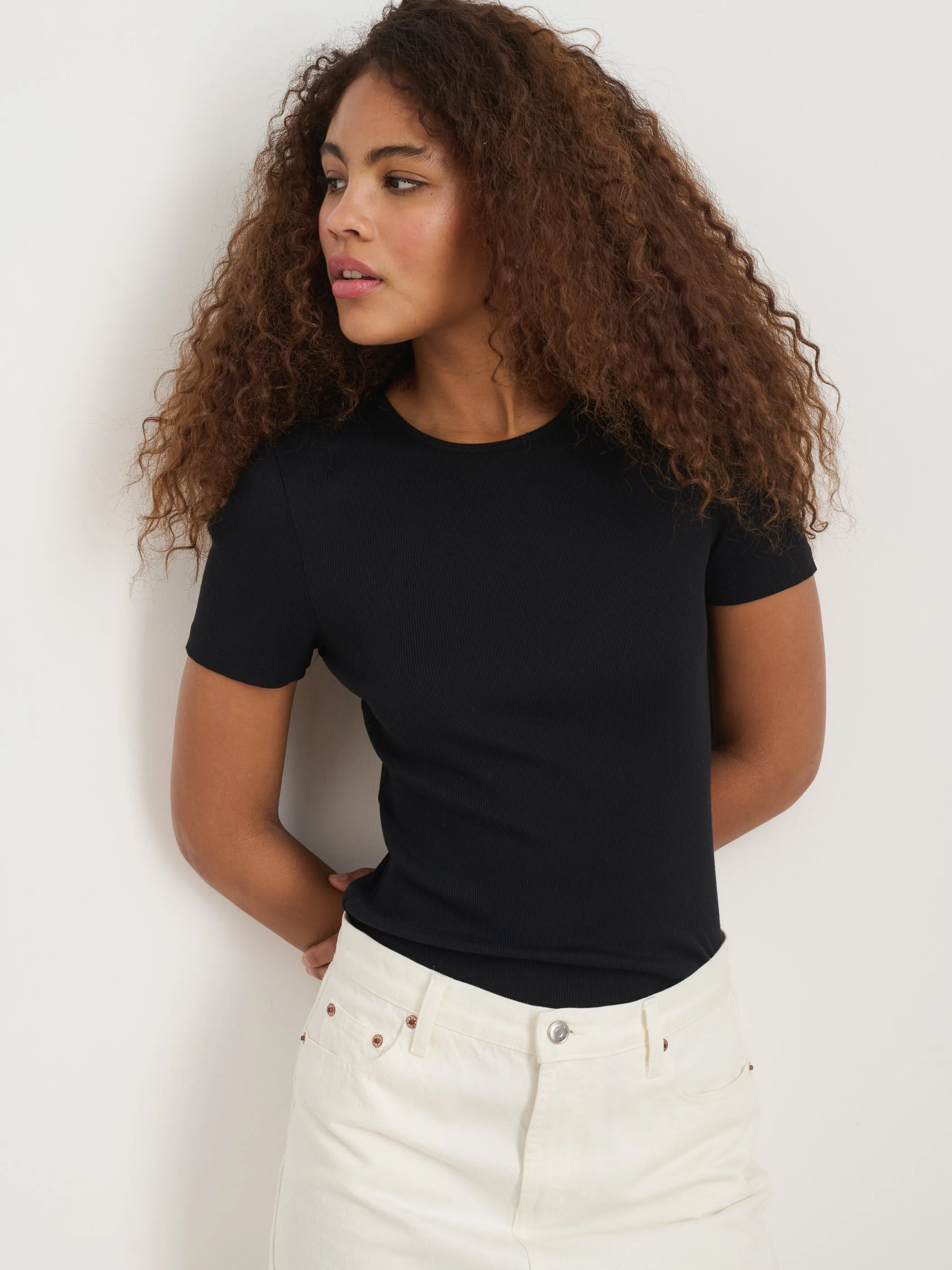 Carolyn Tee In Fine Rib sold by Alex Mill product image thumbnail 2